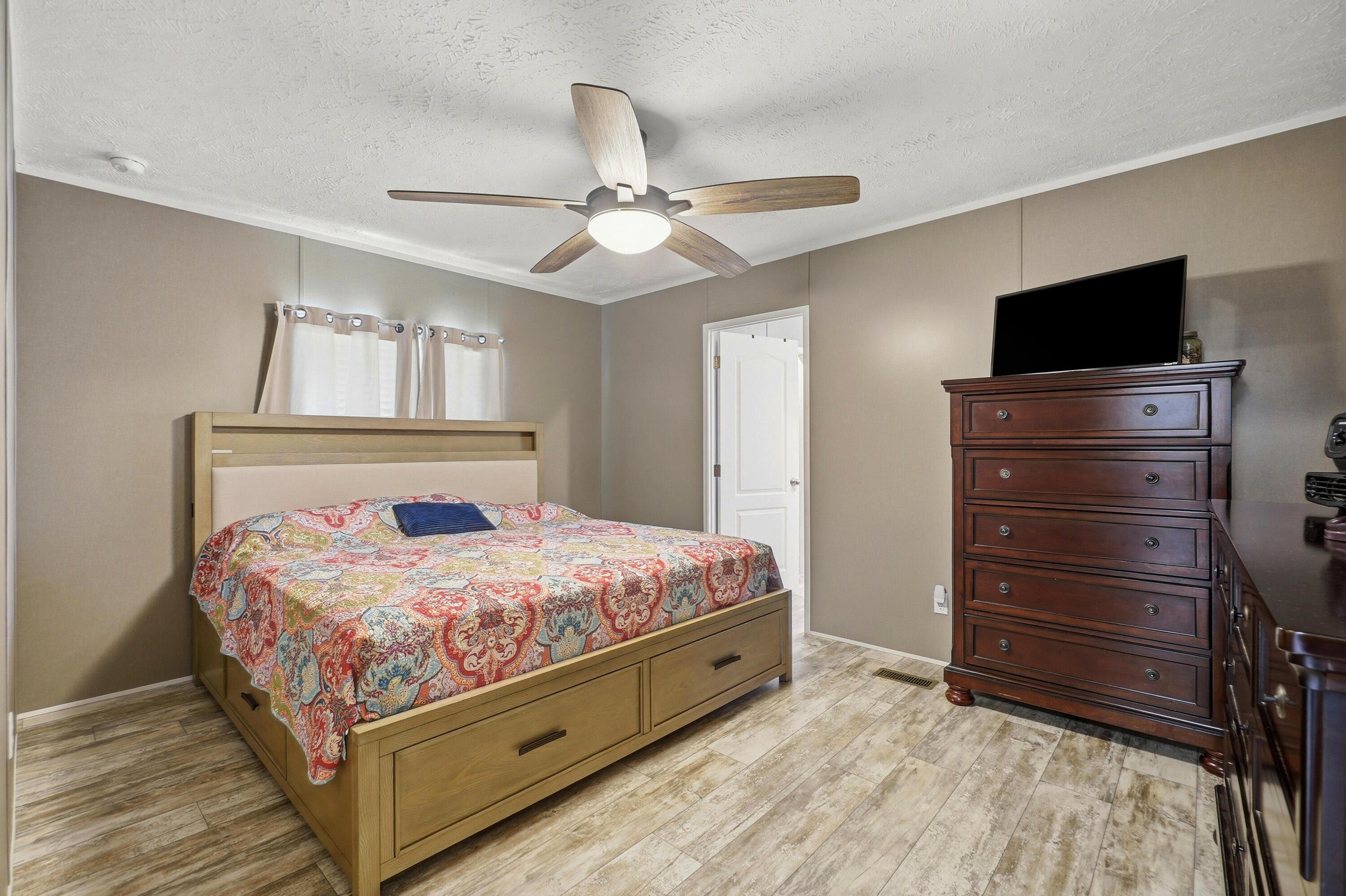 INDIAN SPRINGS - Residential