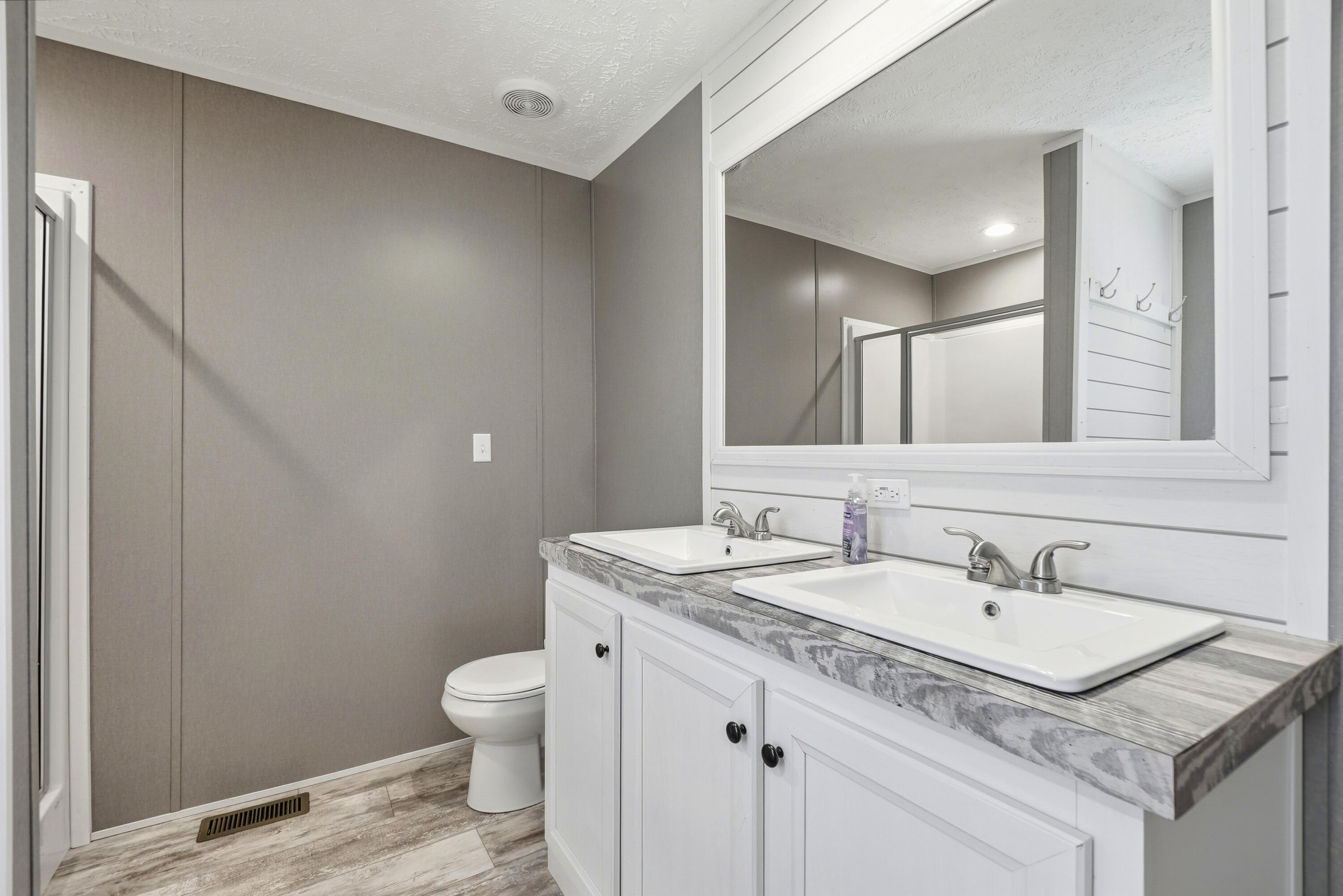 INDIAN SPRINGS - Residential