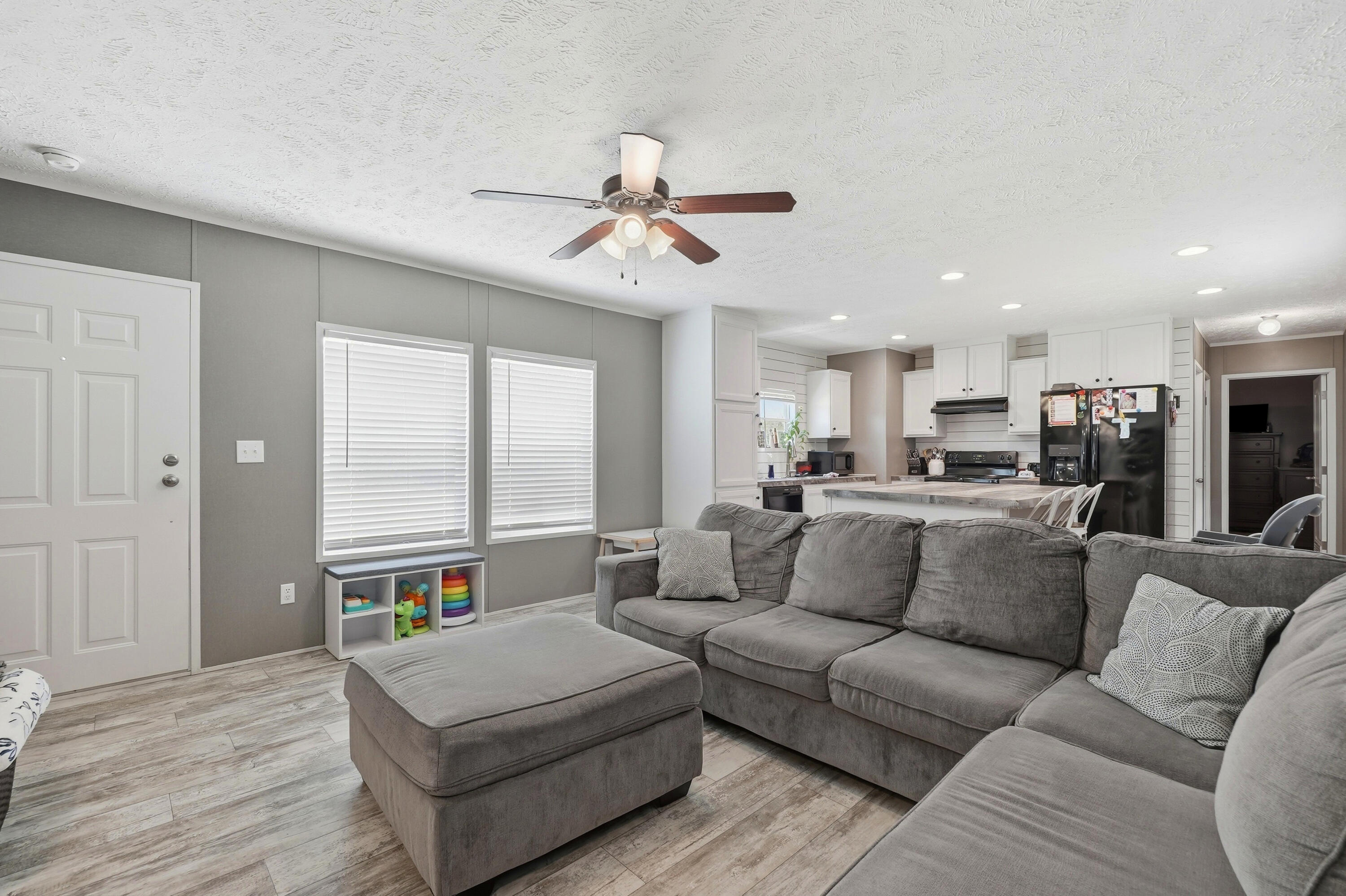 INDIAN SPRINGS - Residential