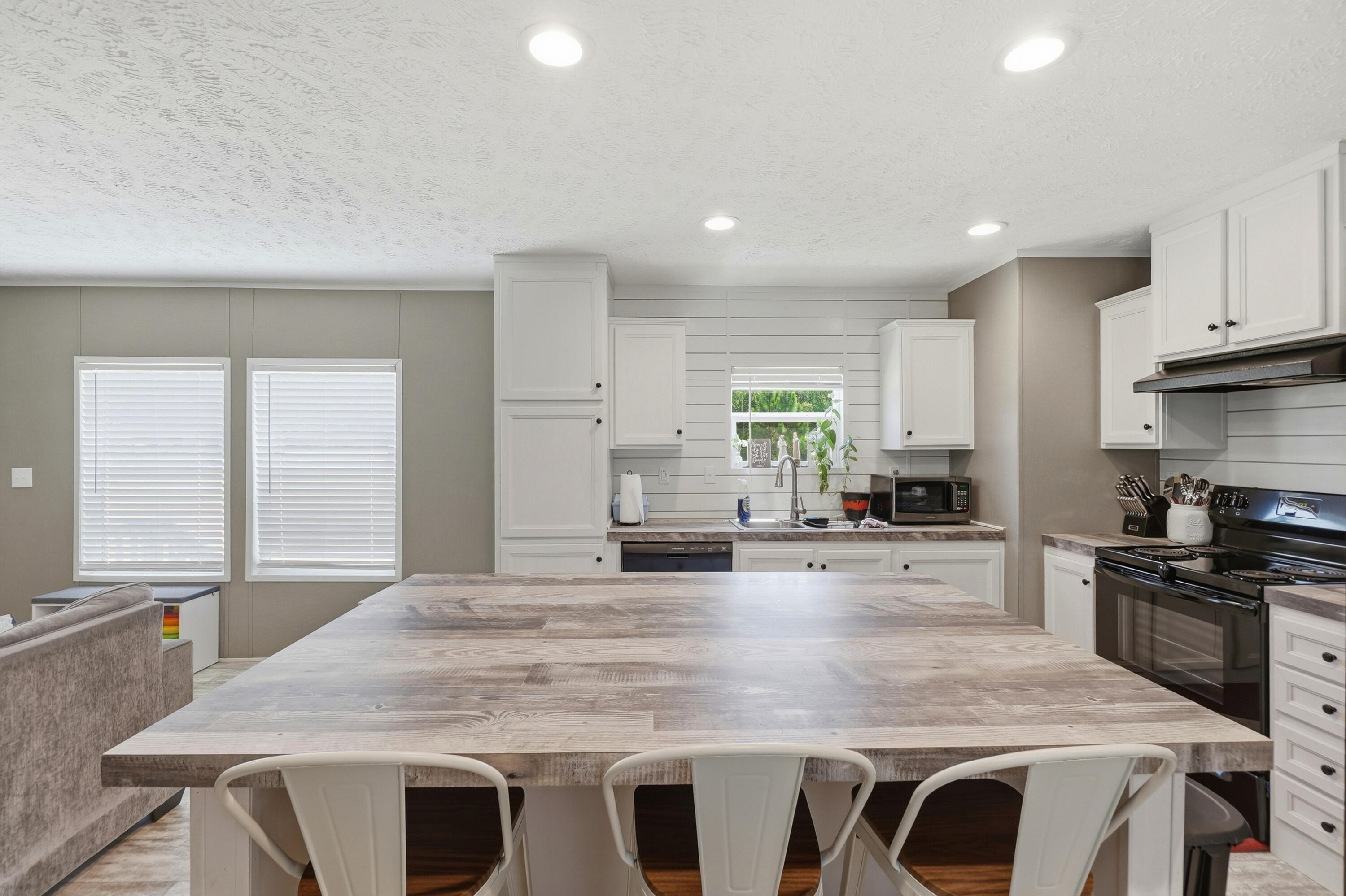 INDIAN SPRINGS - Residential