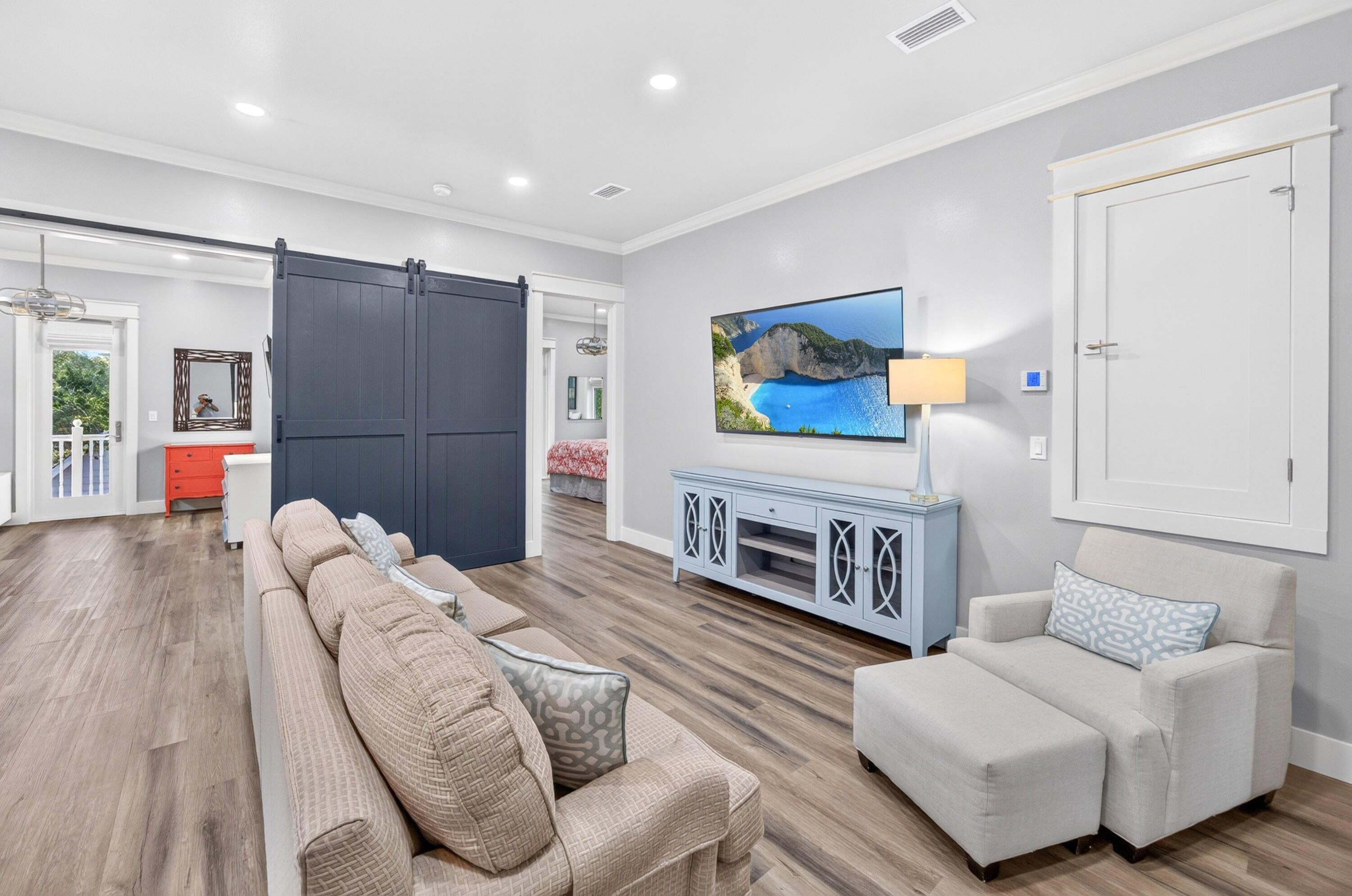 SOVEREIGN ISLE S/D - Residential