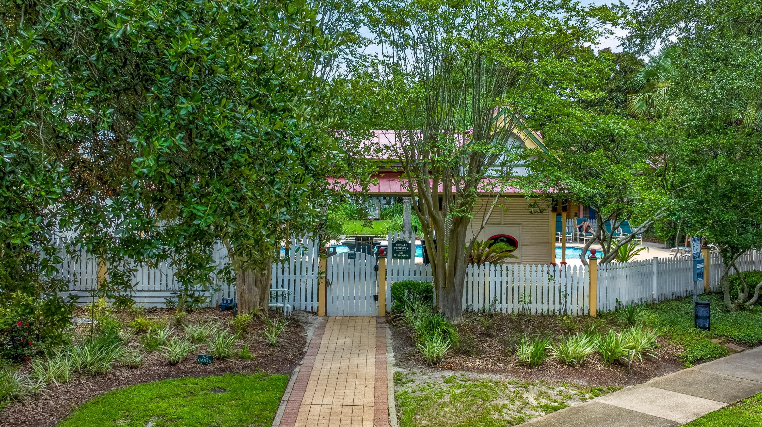SOVEREIGN ISLE S/D - Residential