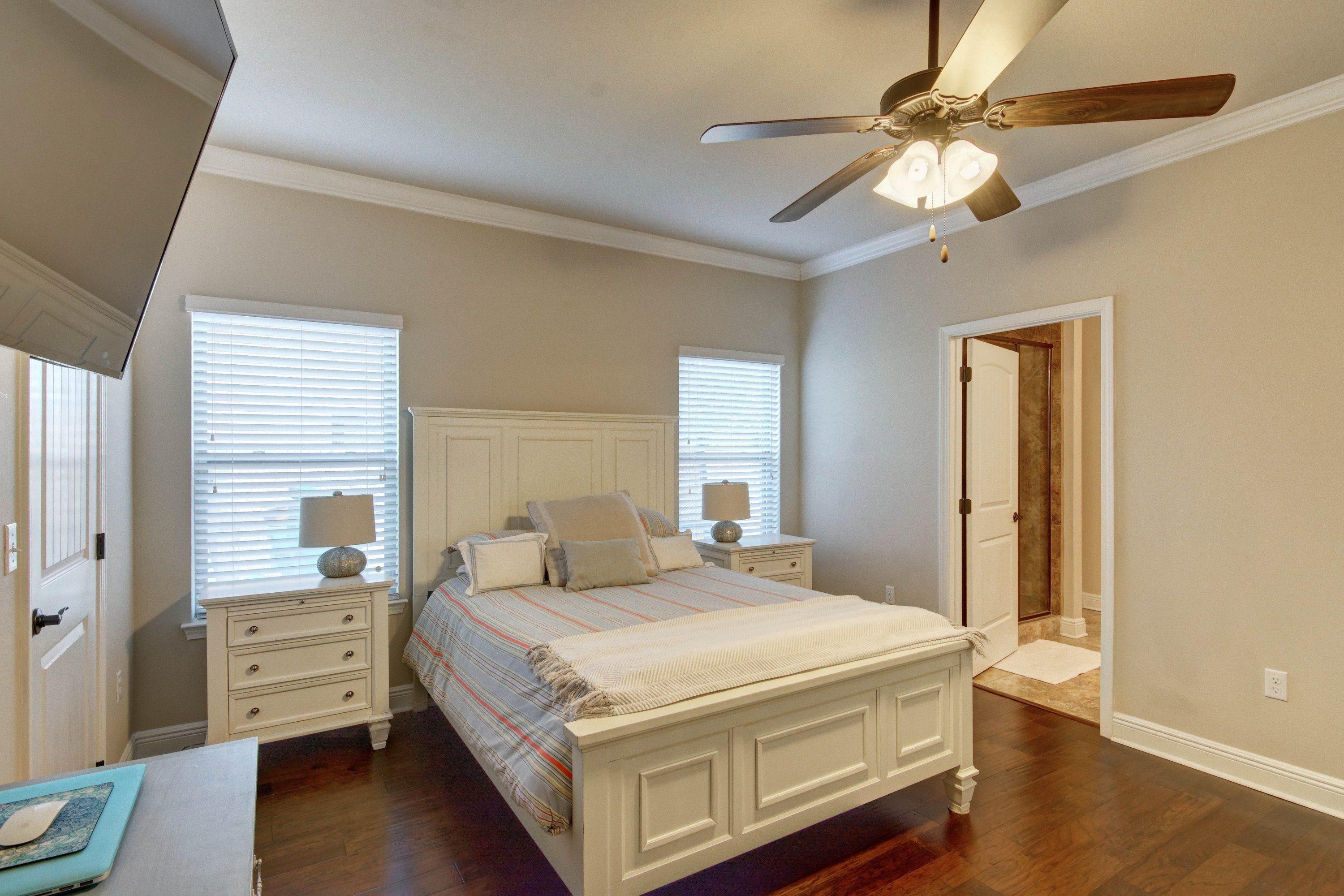 MAGNOLIA VILLAGE - Residential