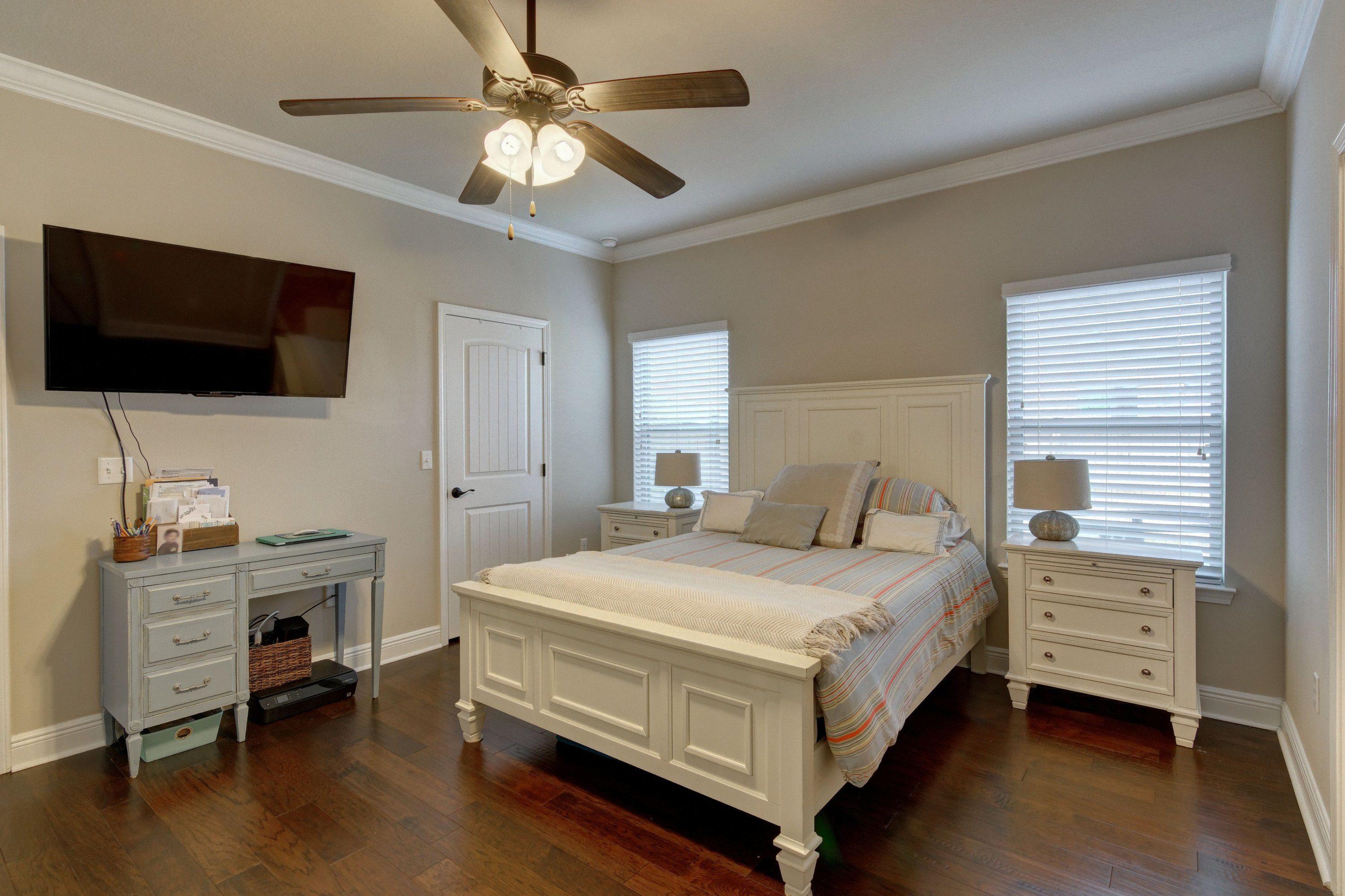 MAGNOLIA VILLAGE - Residential