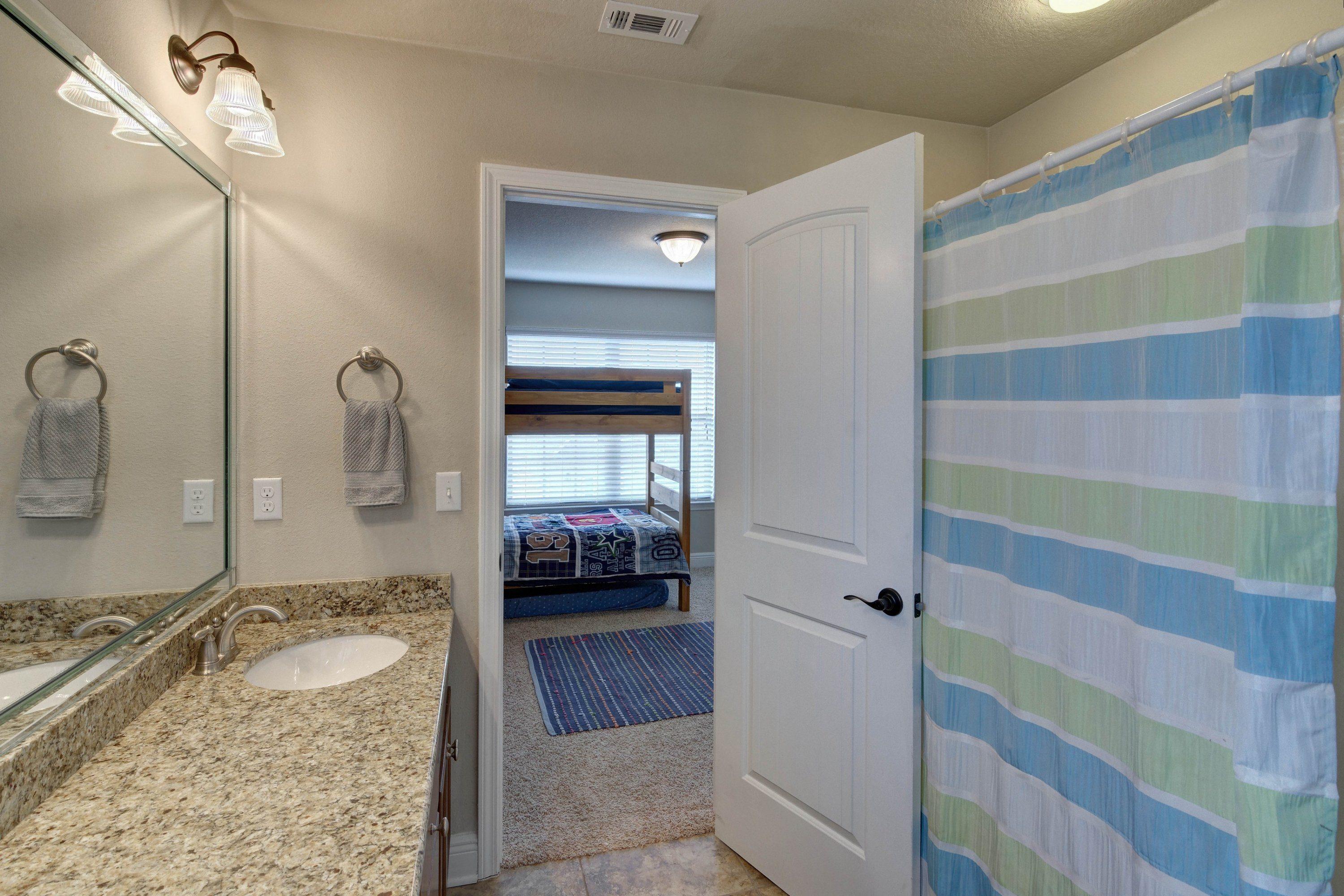 MAGNOLIA VILLAGE - Residential