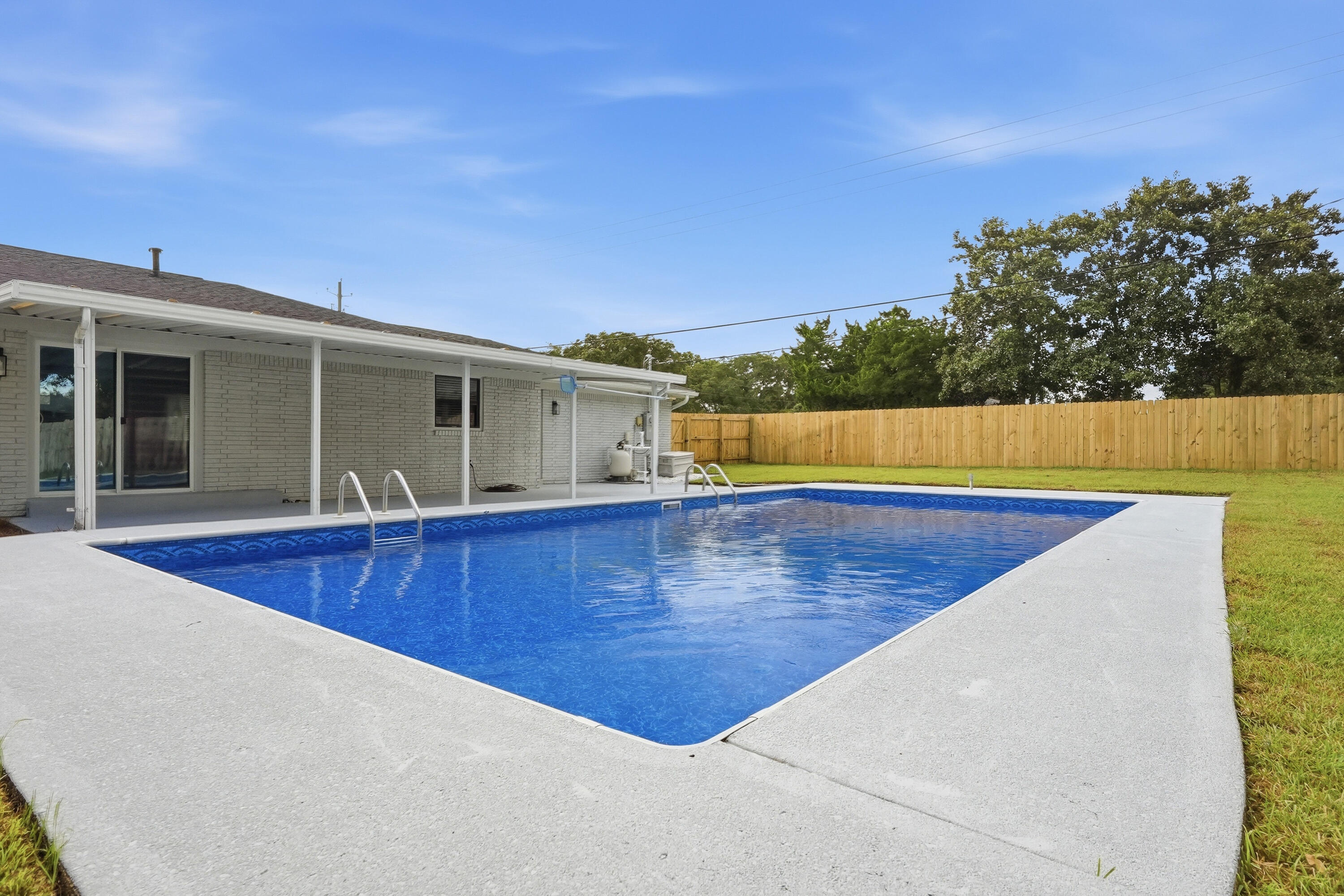 BAYOU WOODS 3RD ADDN - Residential