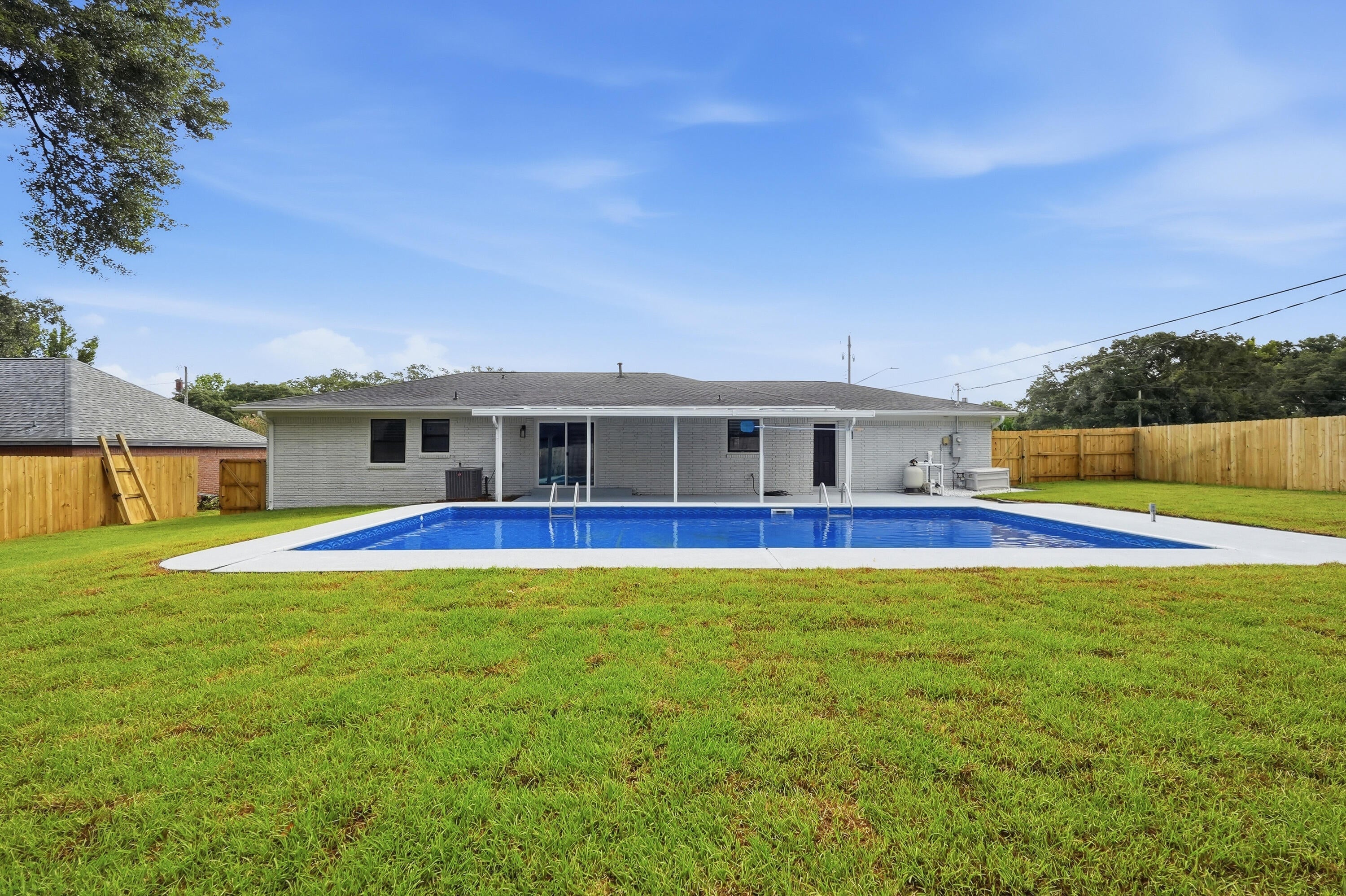 BAYOU WOODS 3RD ADDN - Residential