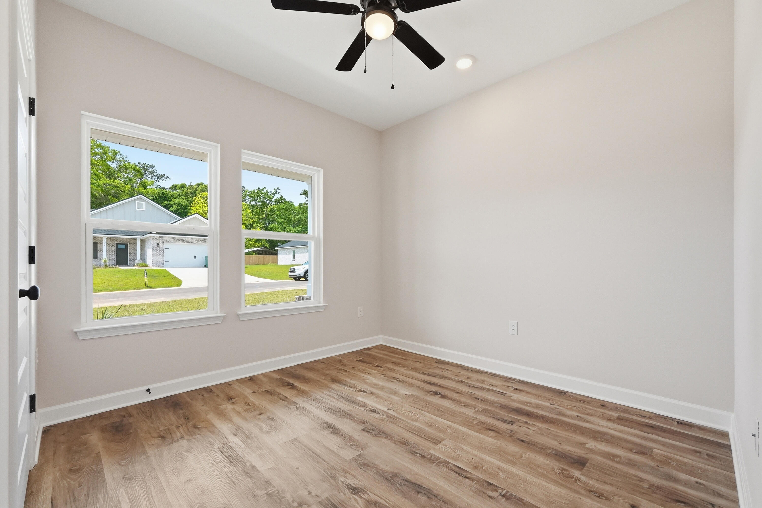 BARTON'S BEND - Residential