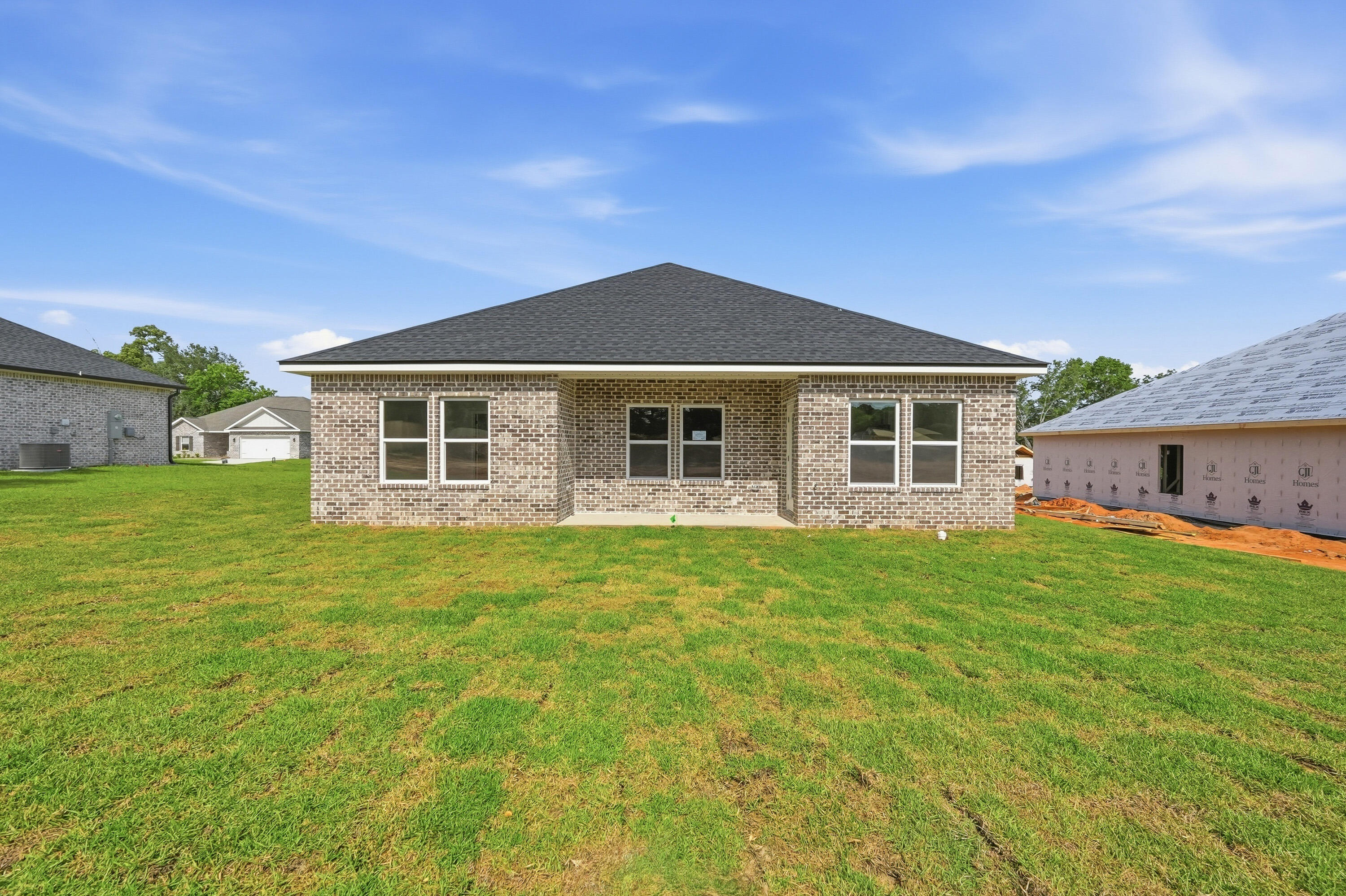 BARTON'S BEND - Residential