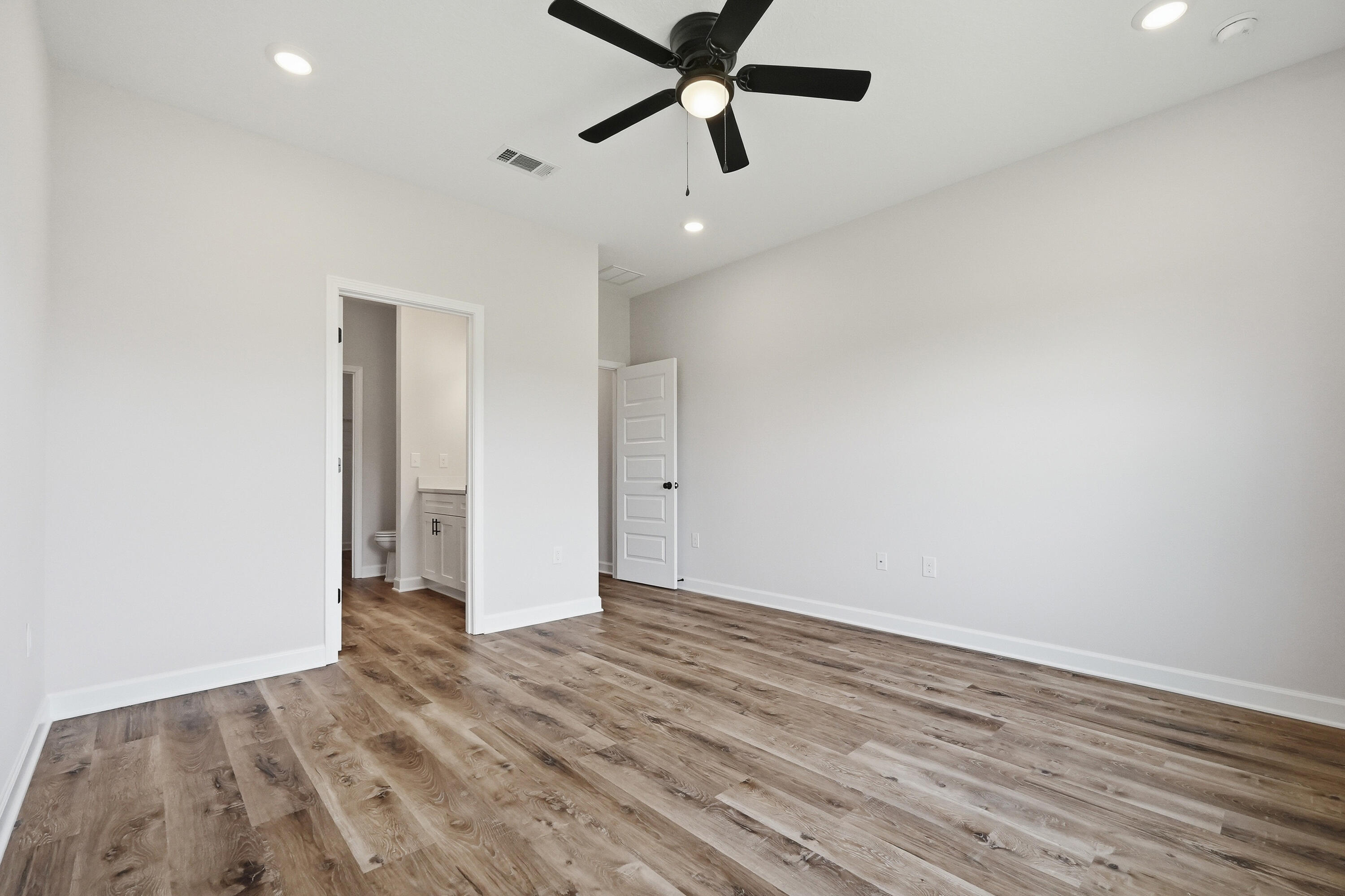 BARTON'S BEND - Residential