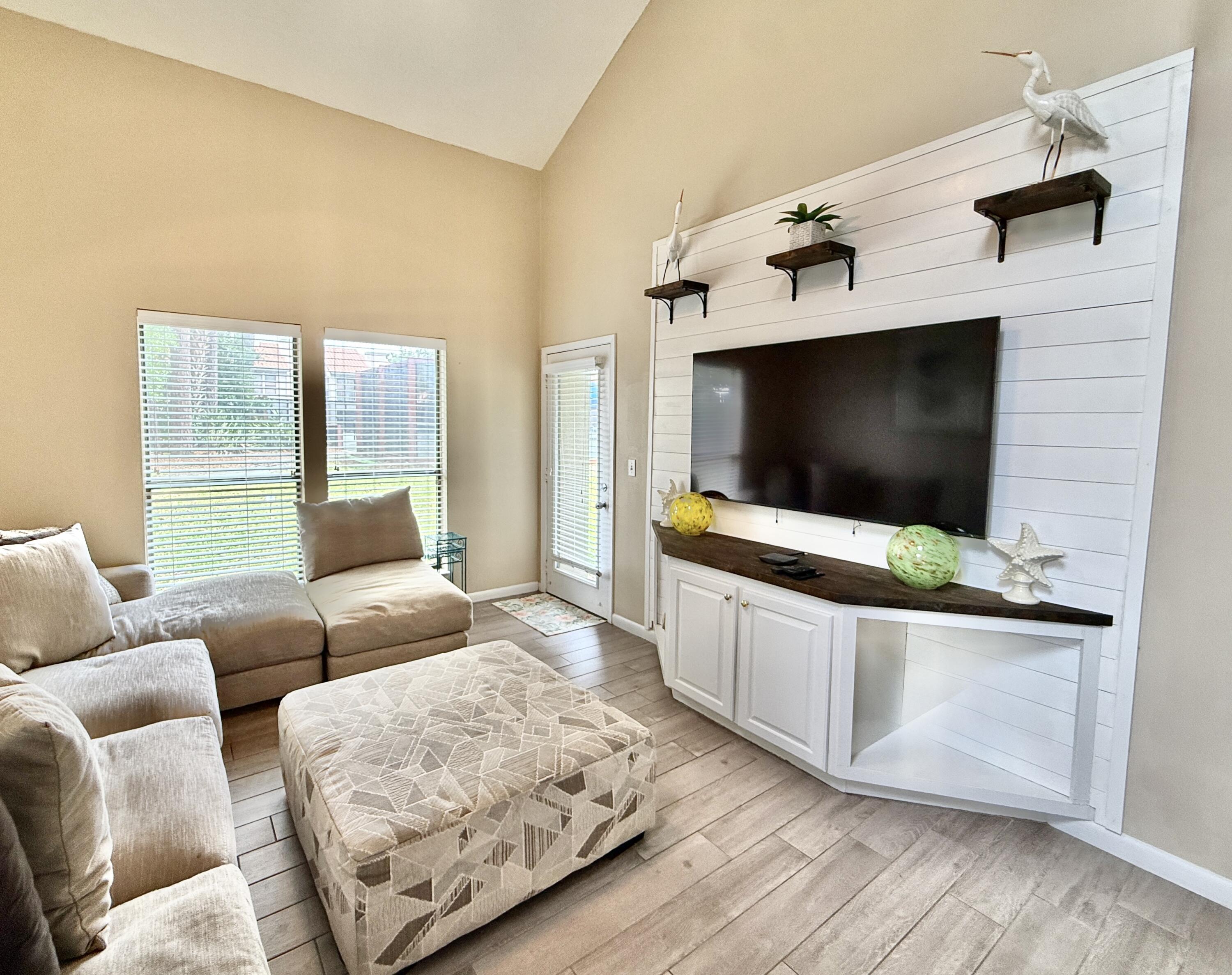 TOPS'L TENNIS VILLAGE - Residential