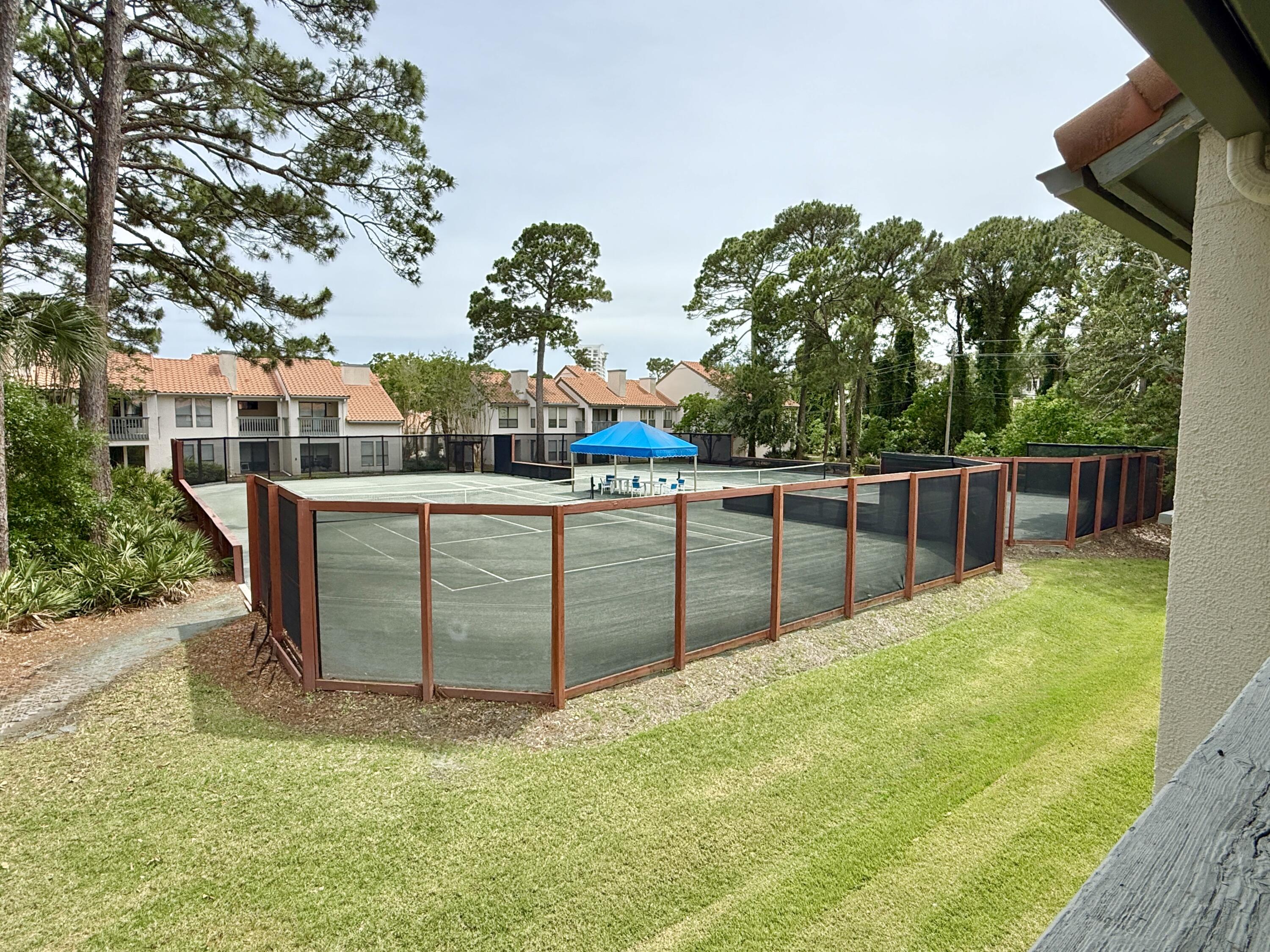 TOPS'L TENNIS VILLAGE - Residential