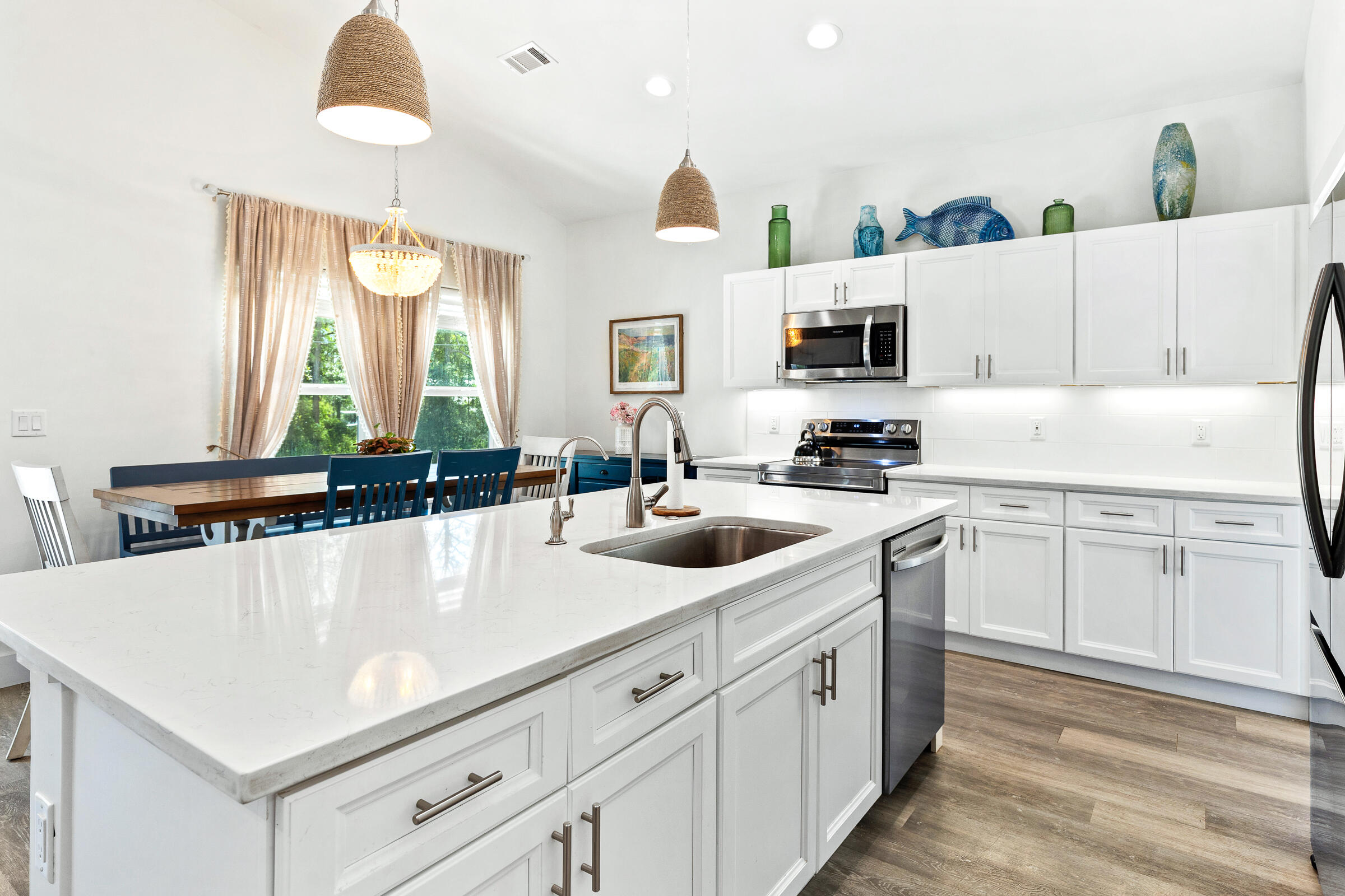 TOWN OF SANTA ROSA - Residential
