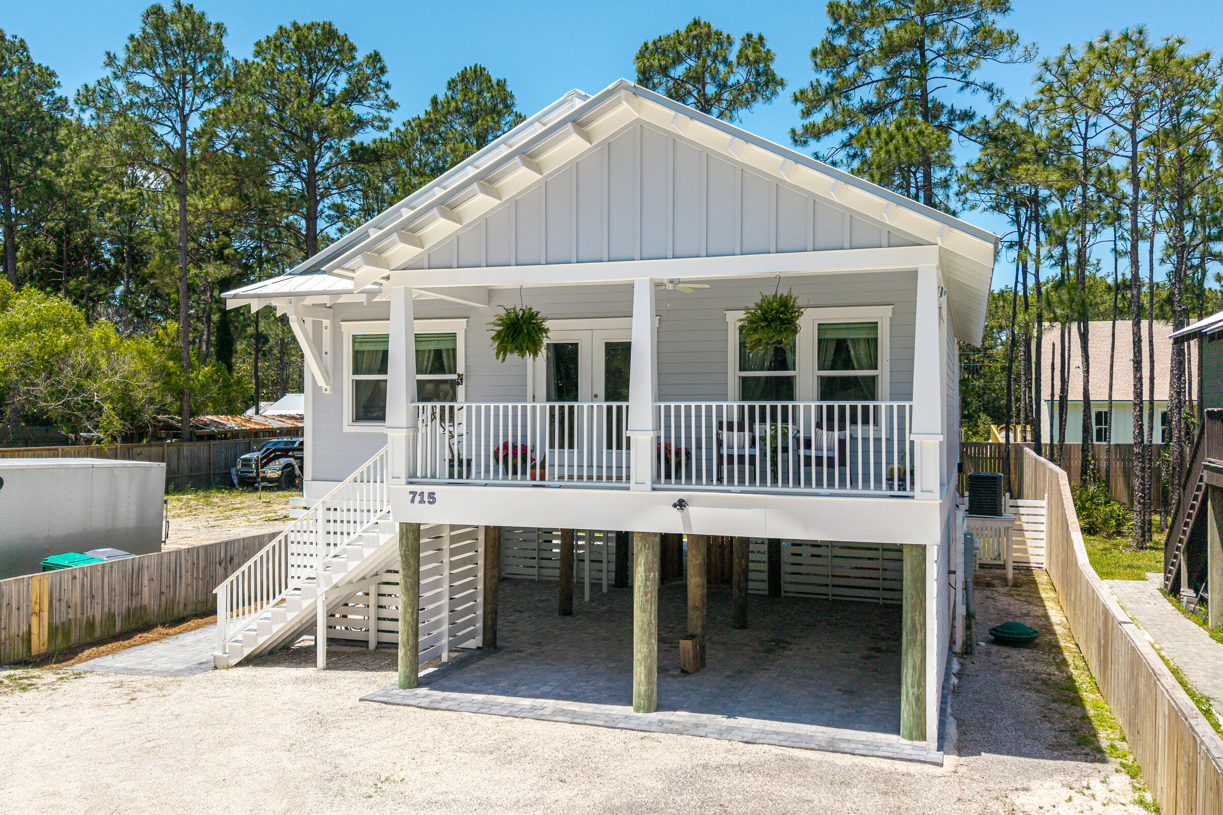 TOWN OF SANTA ROSA - Residential