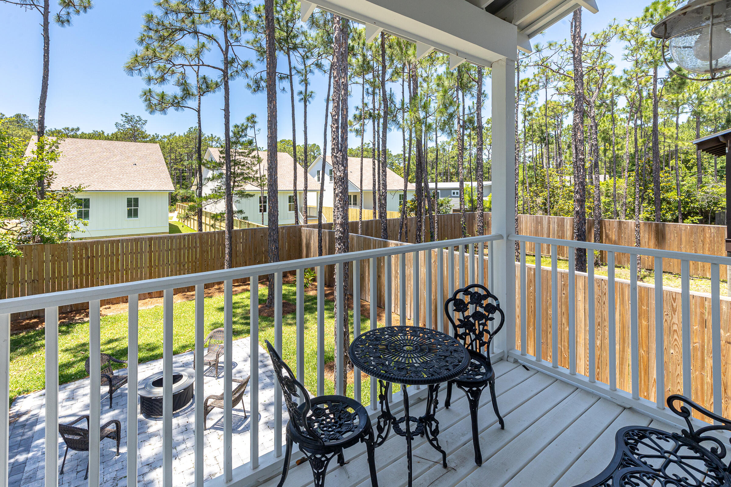 TOWN OF SANTA ROSA - Residential