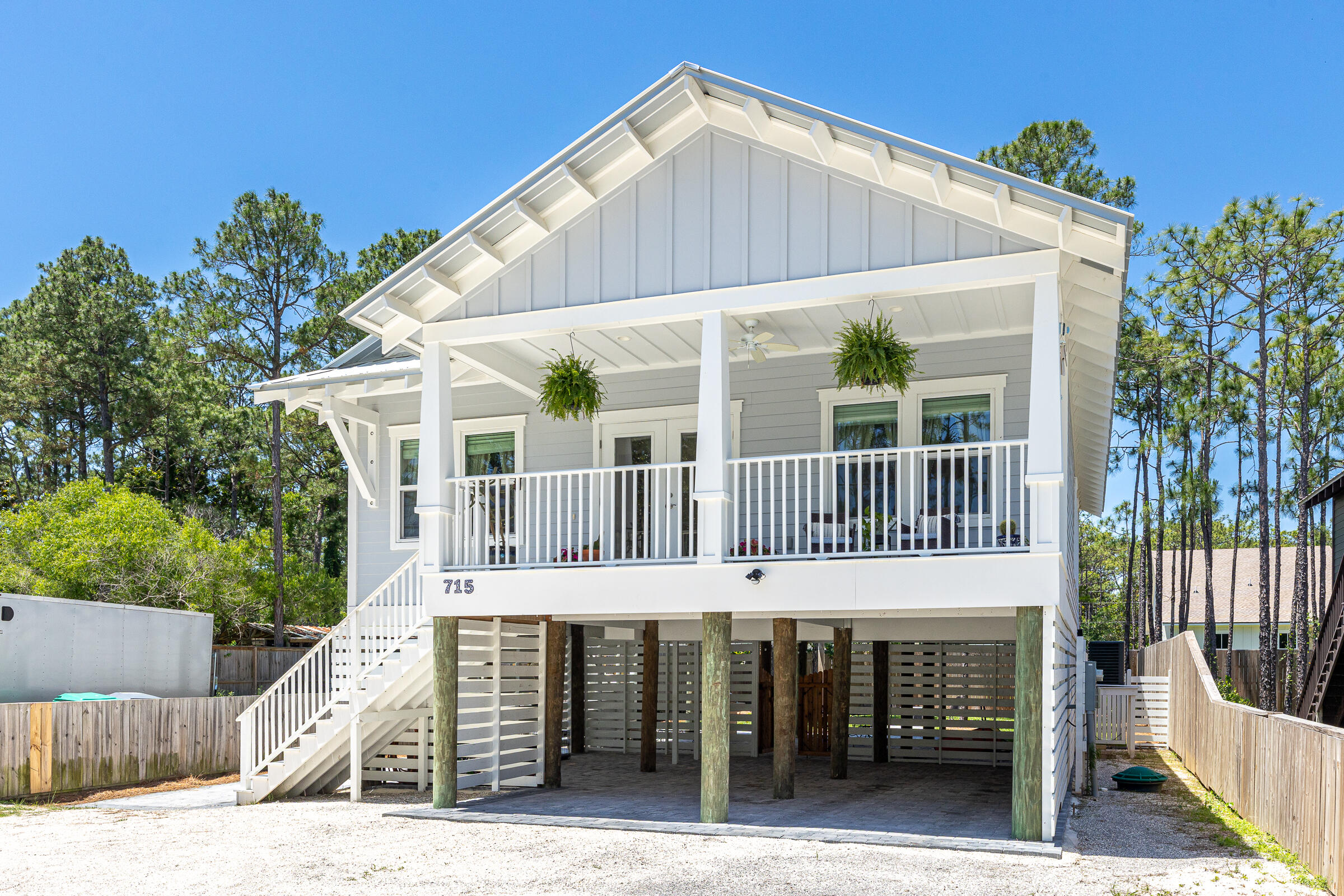 TOWN OF SANTA ROSA - Residential