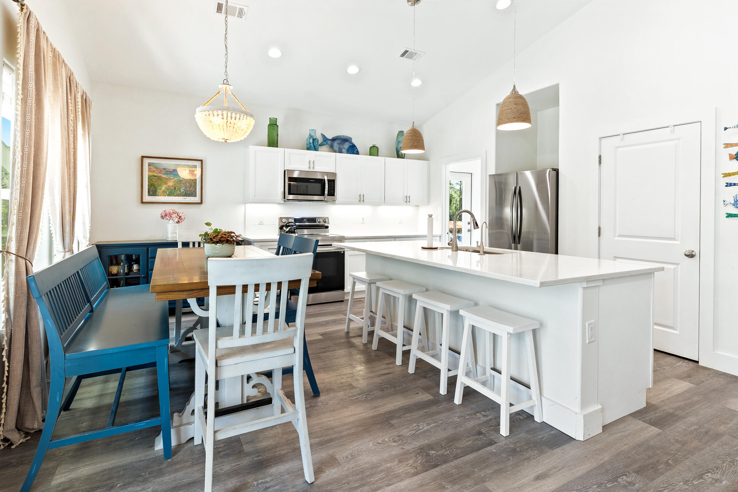 TOWN OF SANTA ROSA - Residential