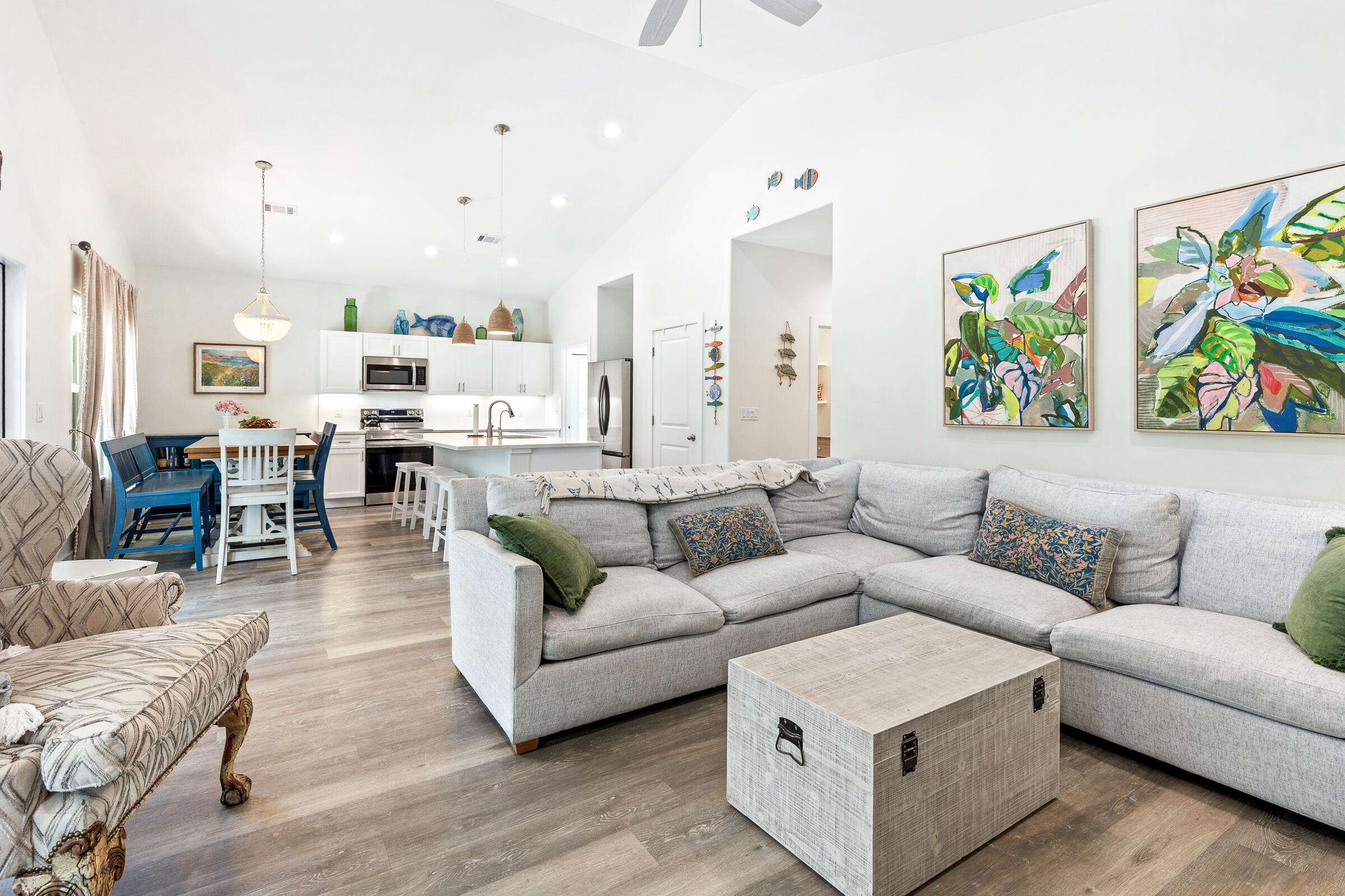 TOWN OF SANTA ROSA - Residential
