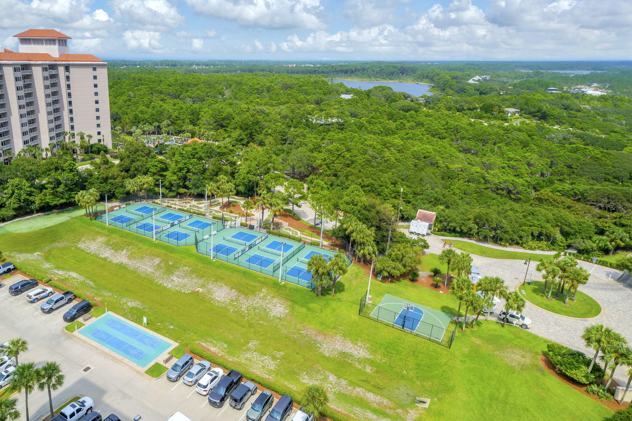 TIDES AT TOPS'L - Residential
