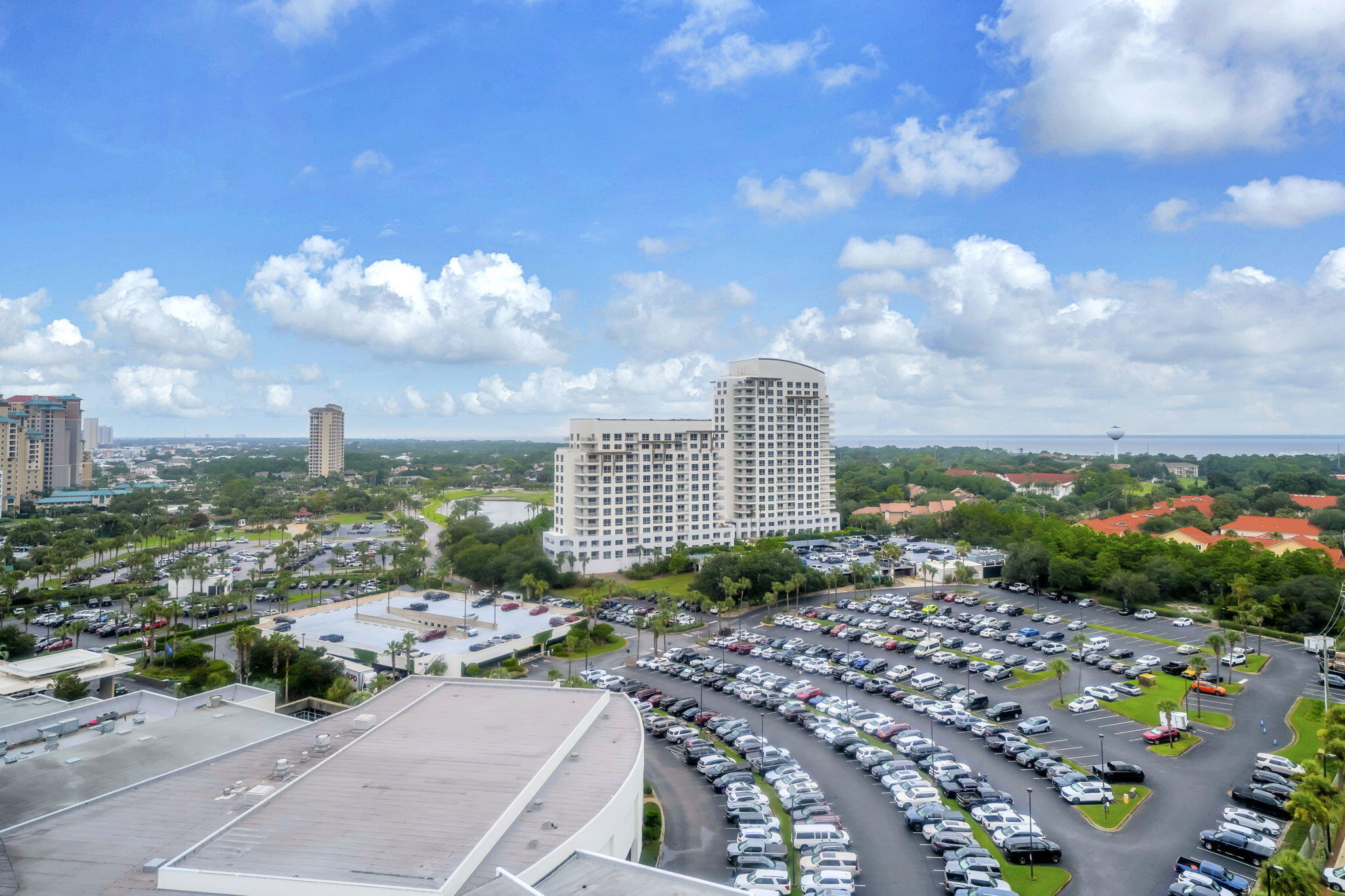 TIDES AT TOPS'L - Residential