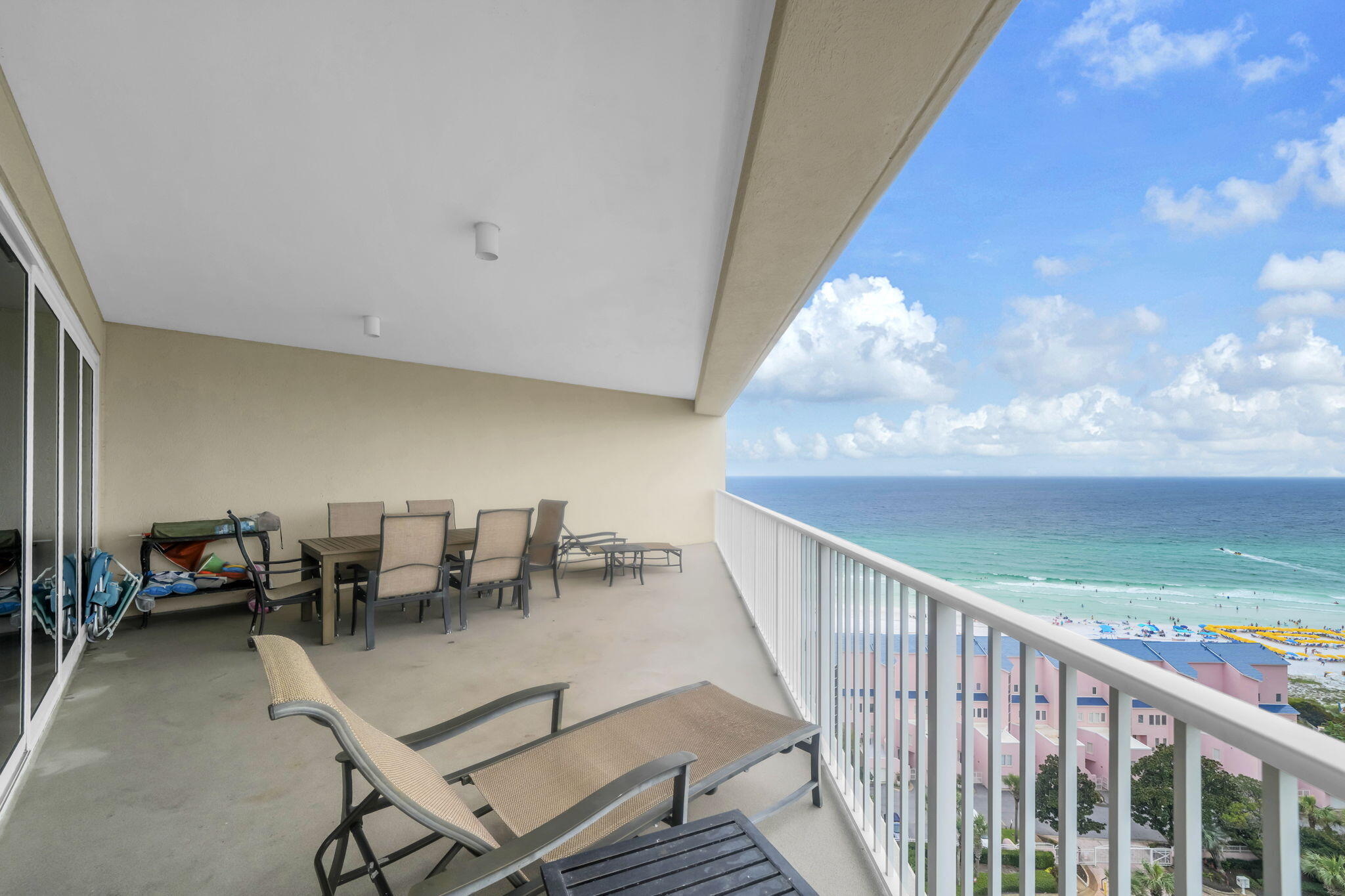 TIDES AT TOPS'L - Residential