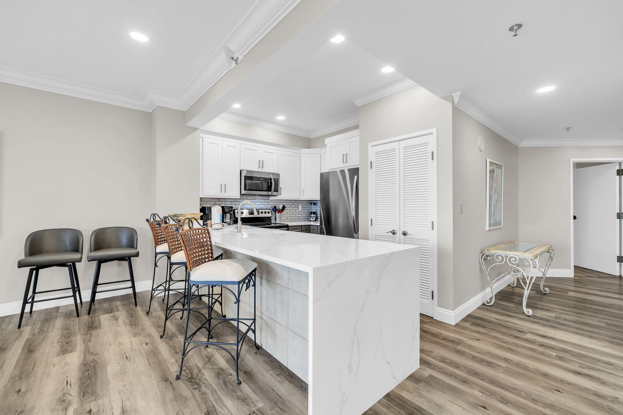 TIDES AT TOPS'L - Residential