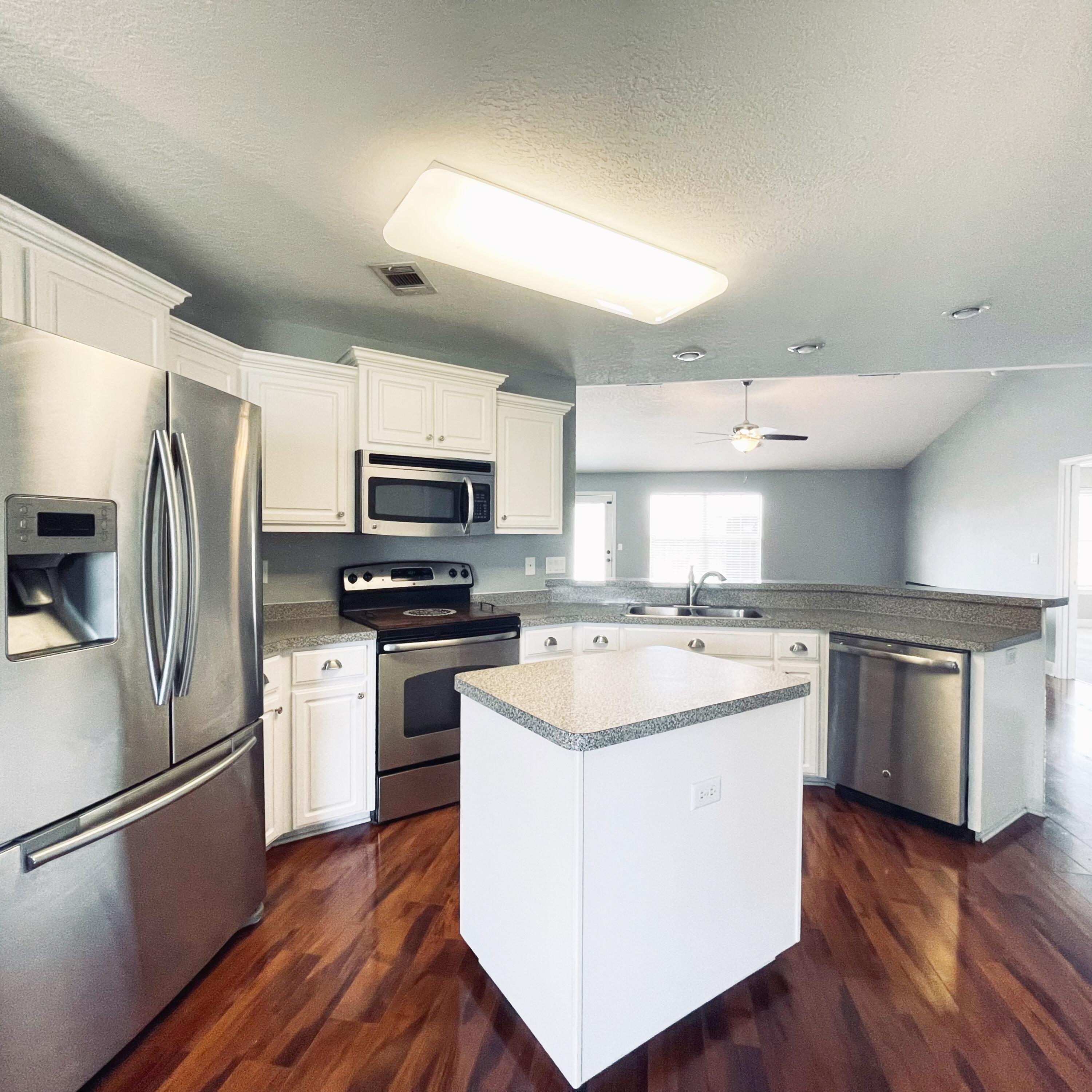 SILVER CREEK ESTATES - Residential Lease