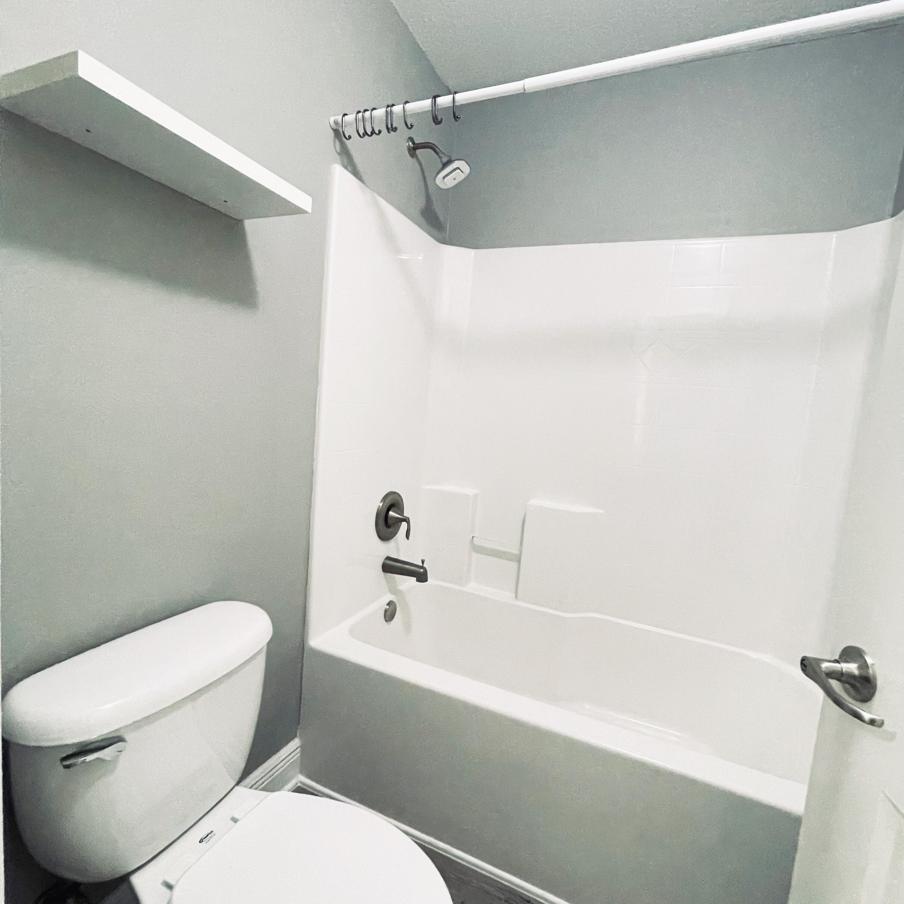 SILVER CREEK ESTATES - Residential Lease