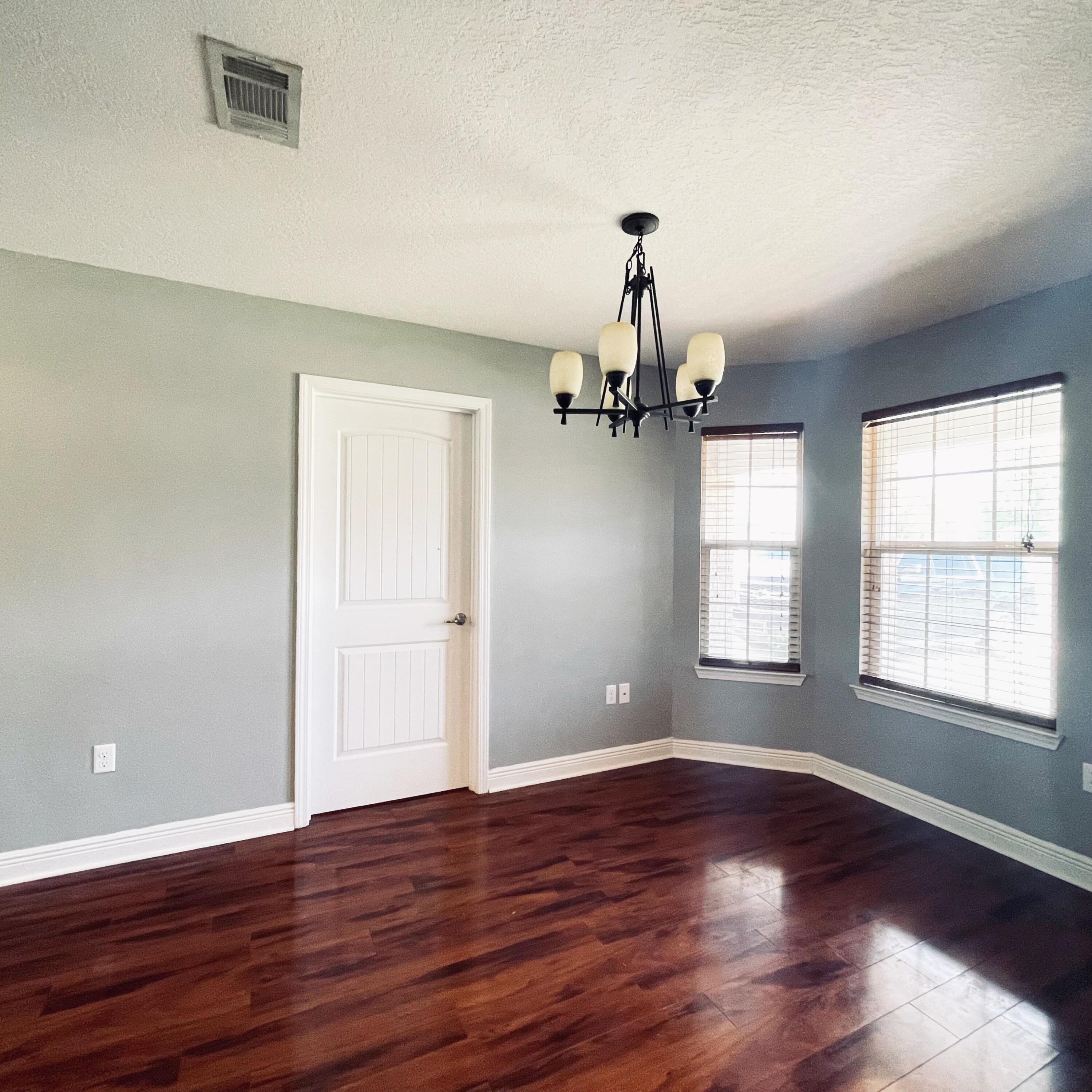 SILVER CREEK ESTATES - Residential Lease