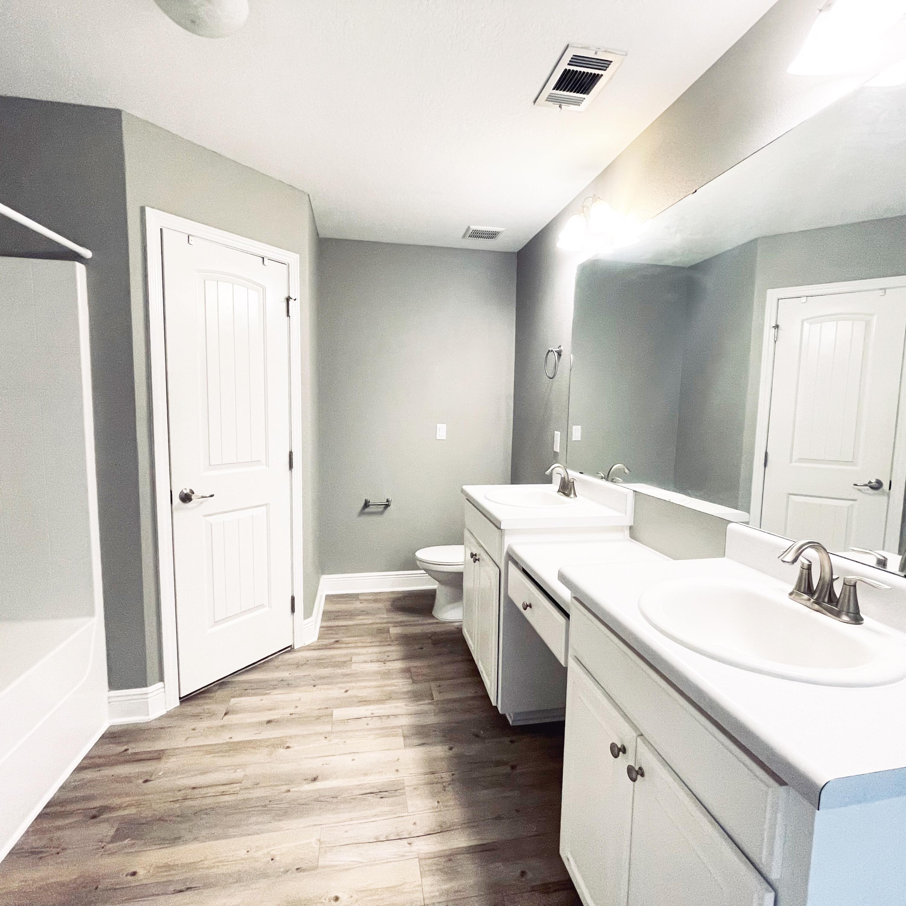SILVER CREEK ESTATES - Residential Lease
