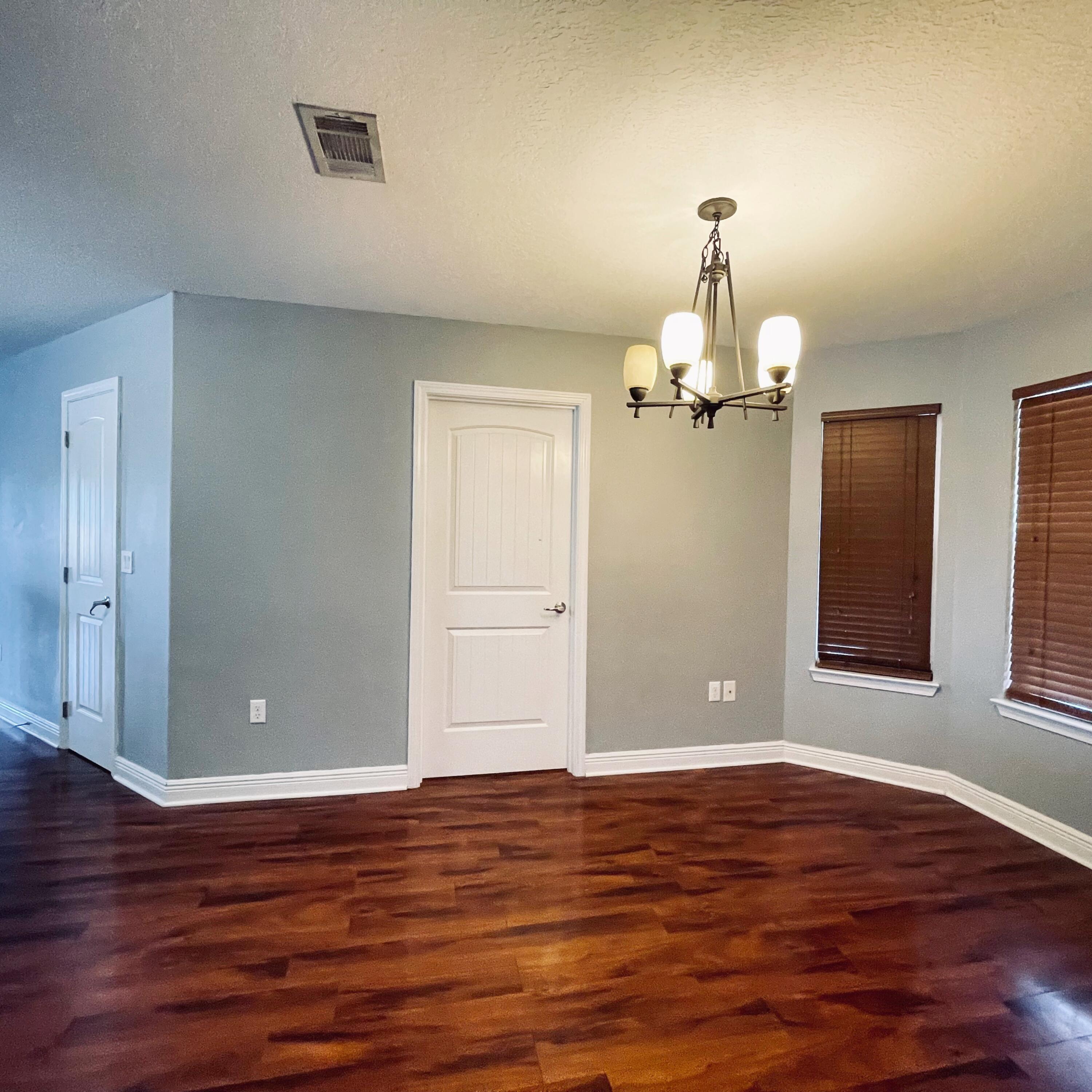 SILVER CREEK ESTATES - Residential Lease