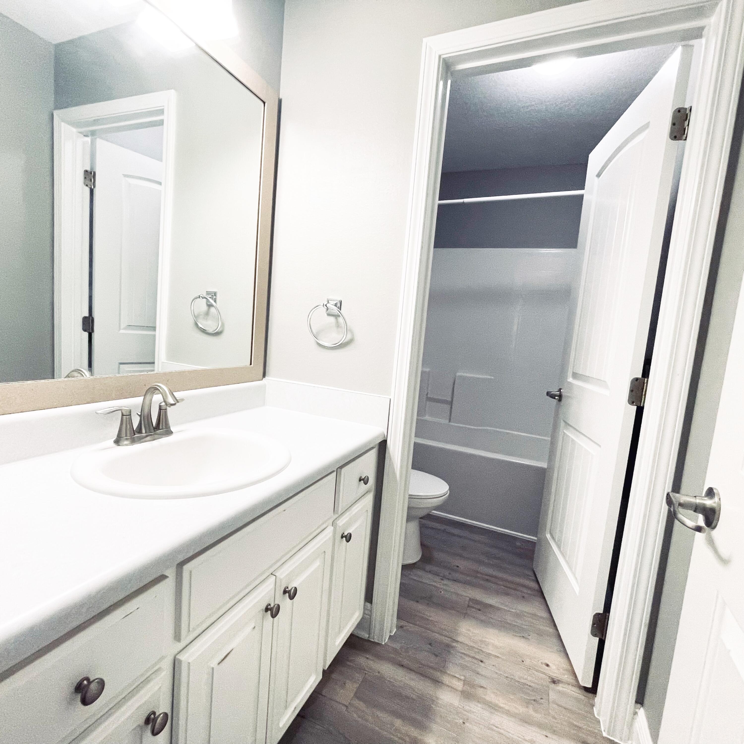SILVER CREEK ESTATES - Residential Lease