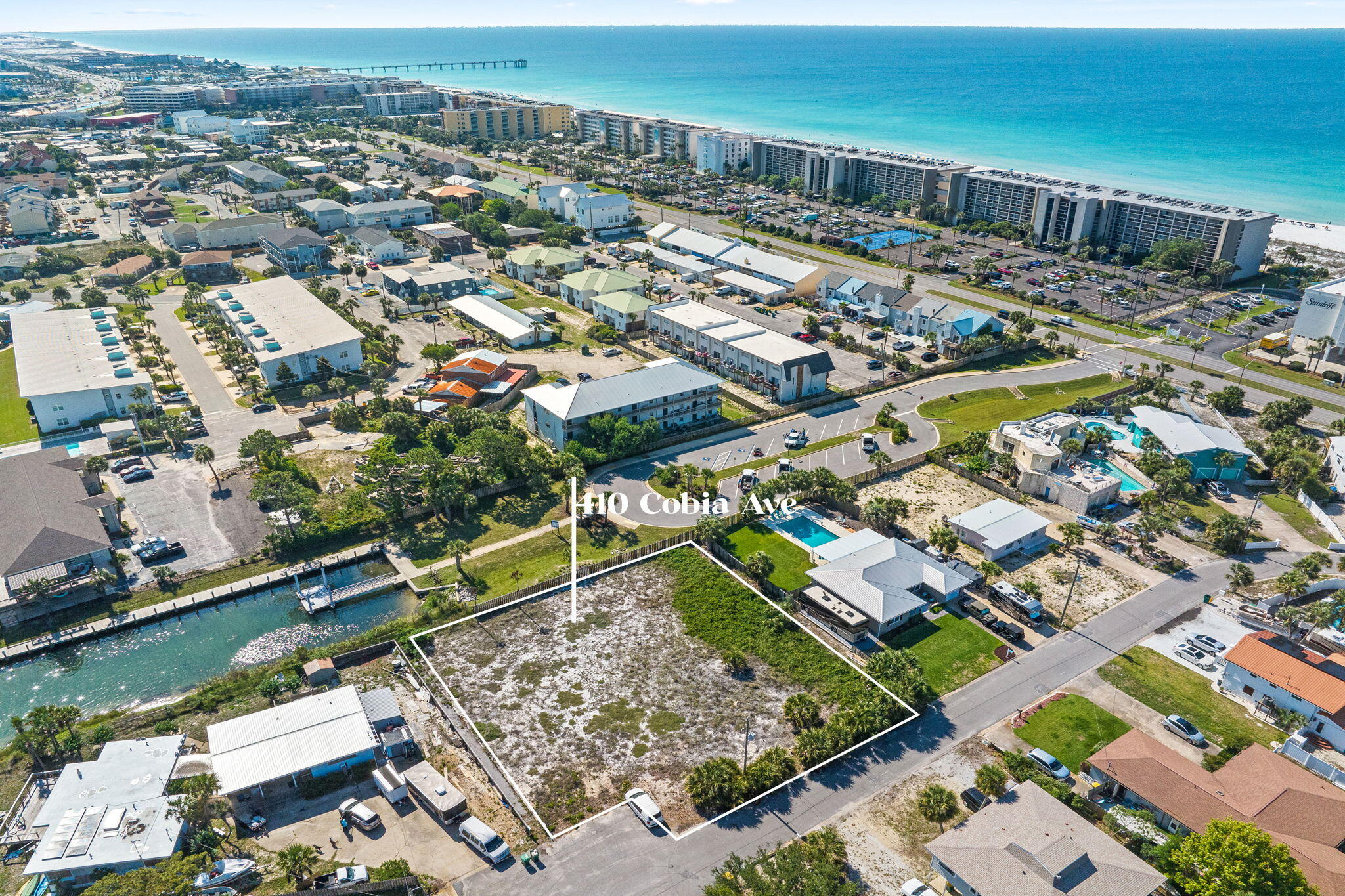 OKALOOSA ISLAND RESD (242203.00) - Land
