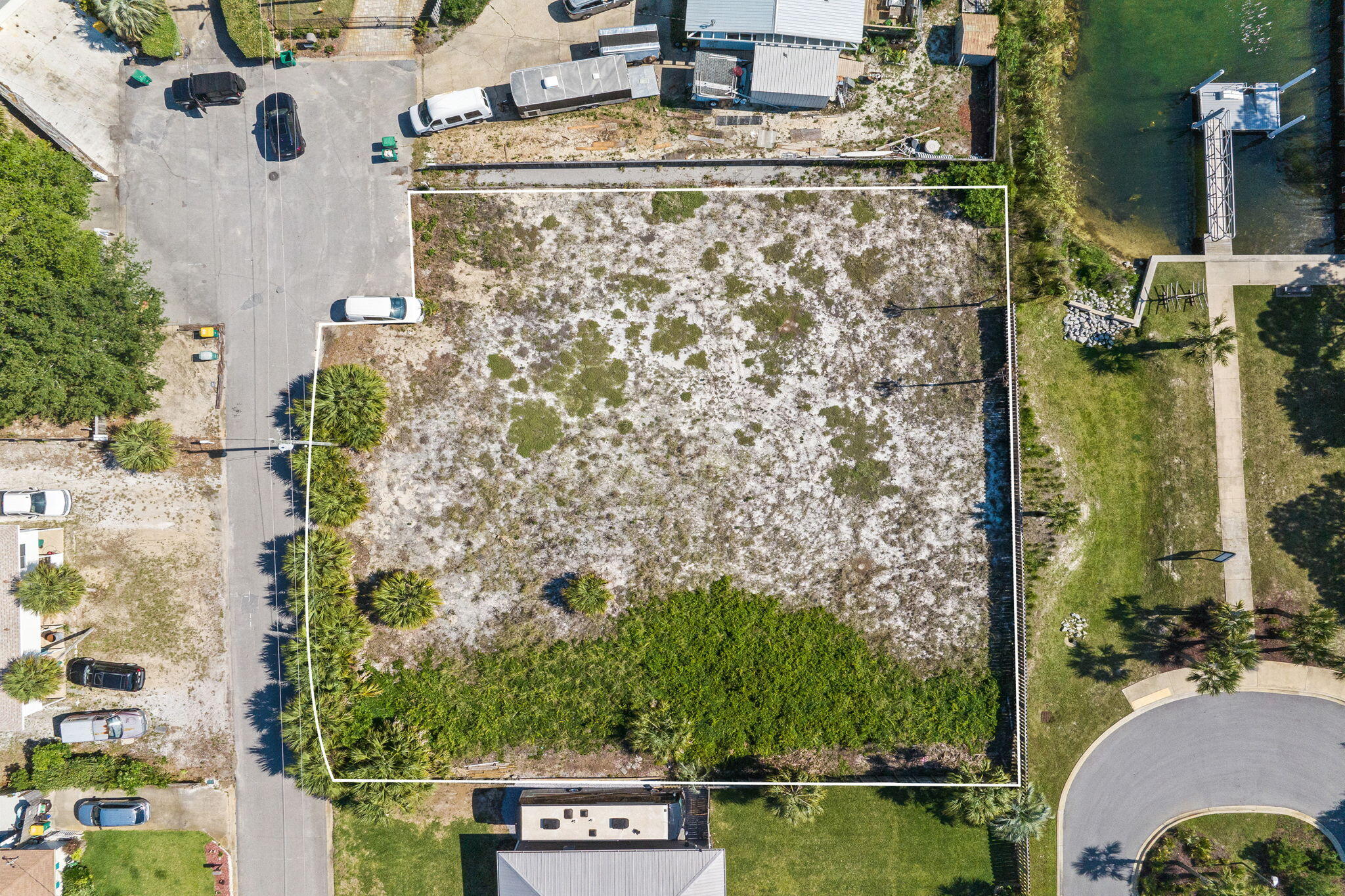 OKALOOSA ISLAND RESD (242203.00) - Land