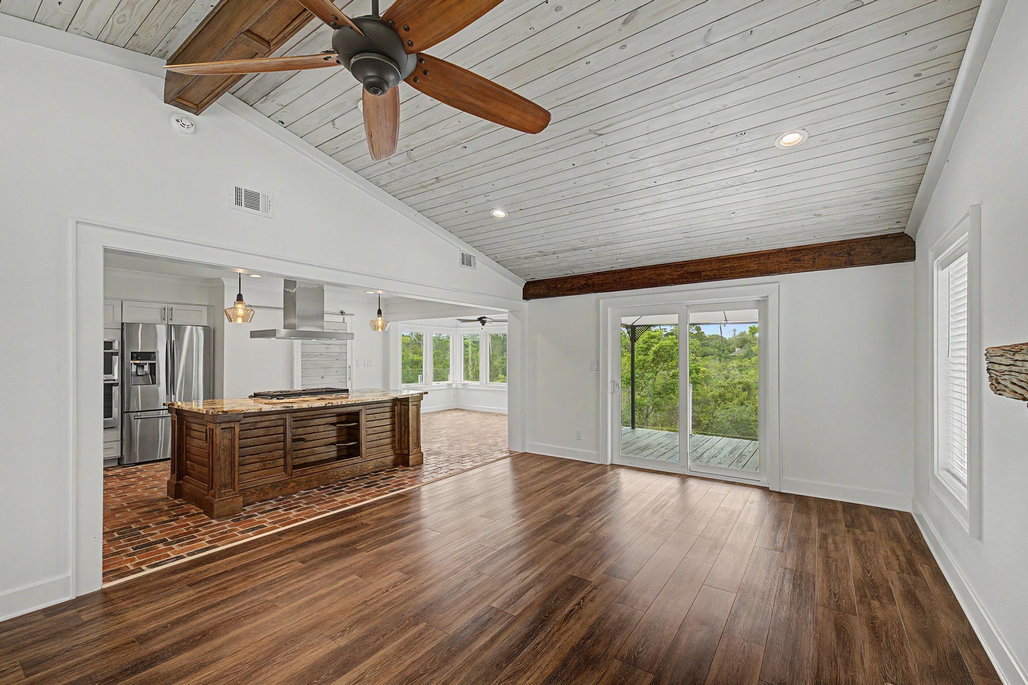 Soundview Woods 3rd - Residential