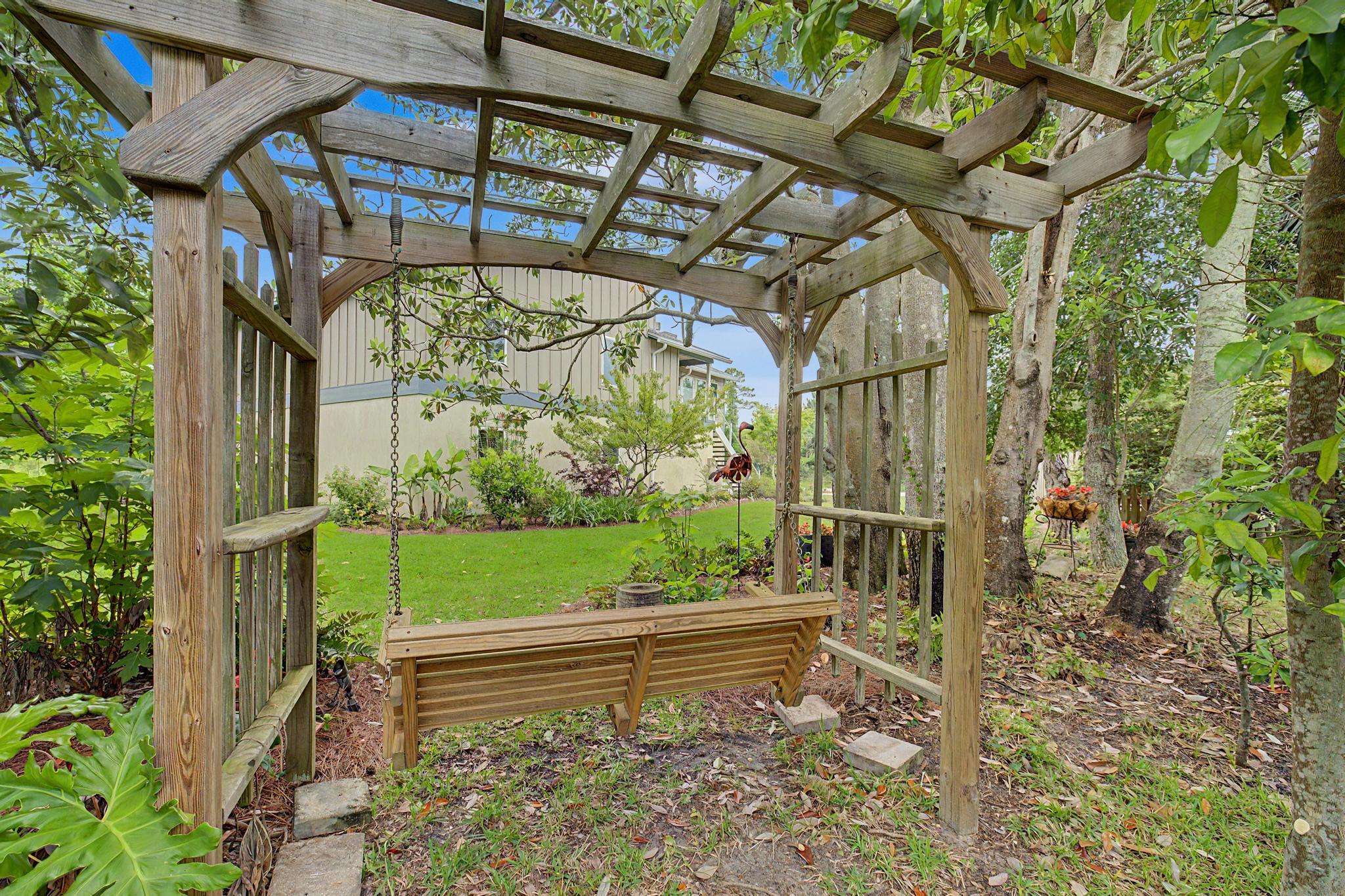 Soundview Woods 3rd - Residential