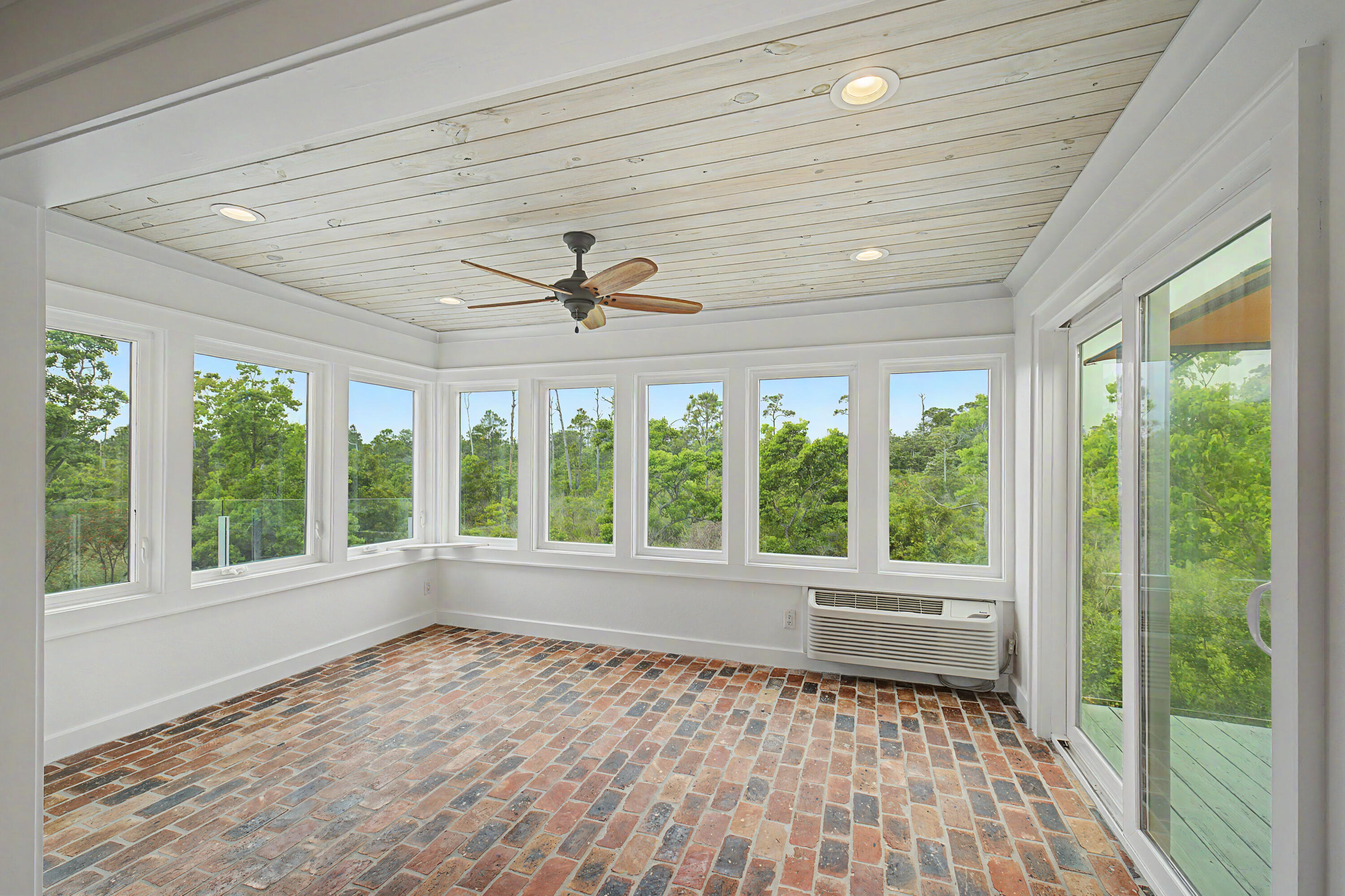 Soundview Woods 3rd - Residential