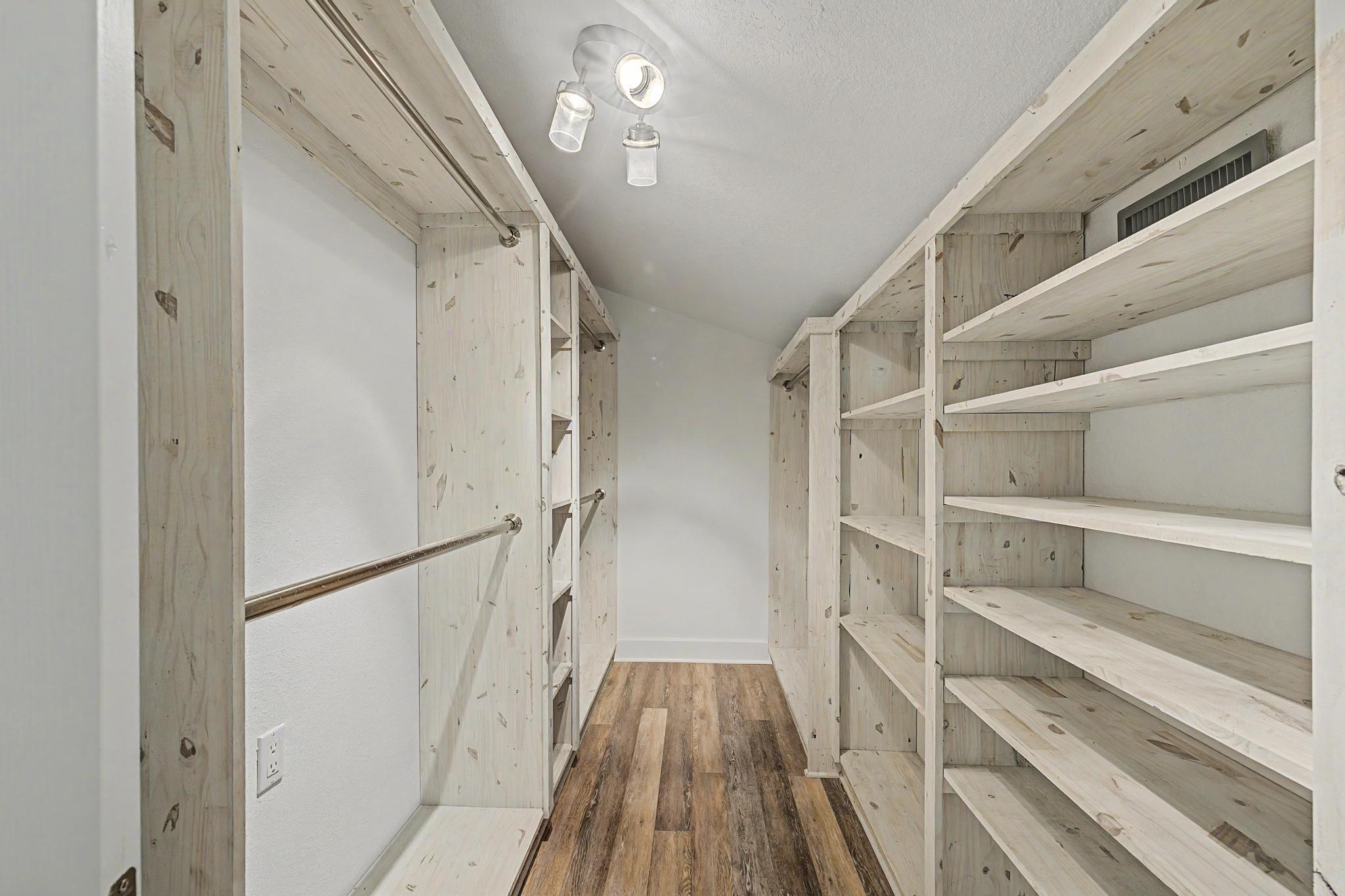 Soundview Woods 3rd - Residential