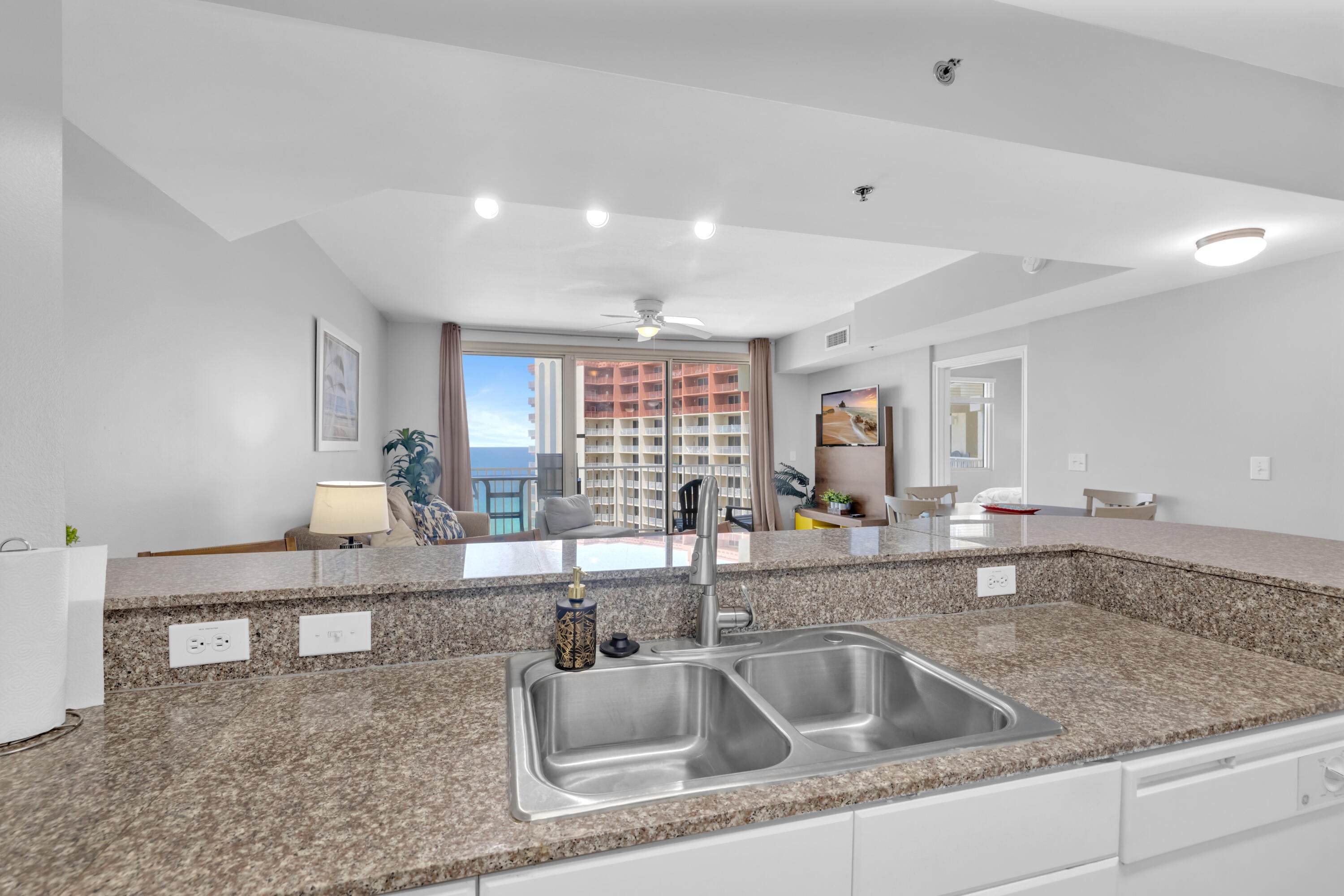 SHORES OF PANAMA - Residential