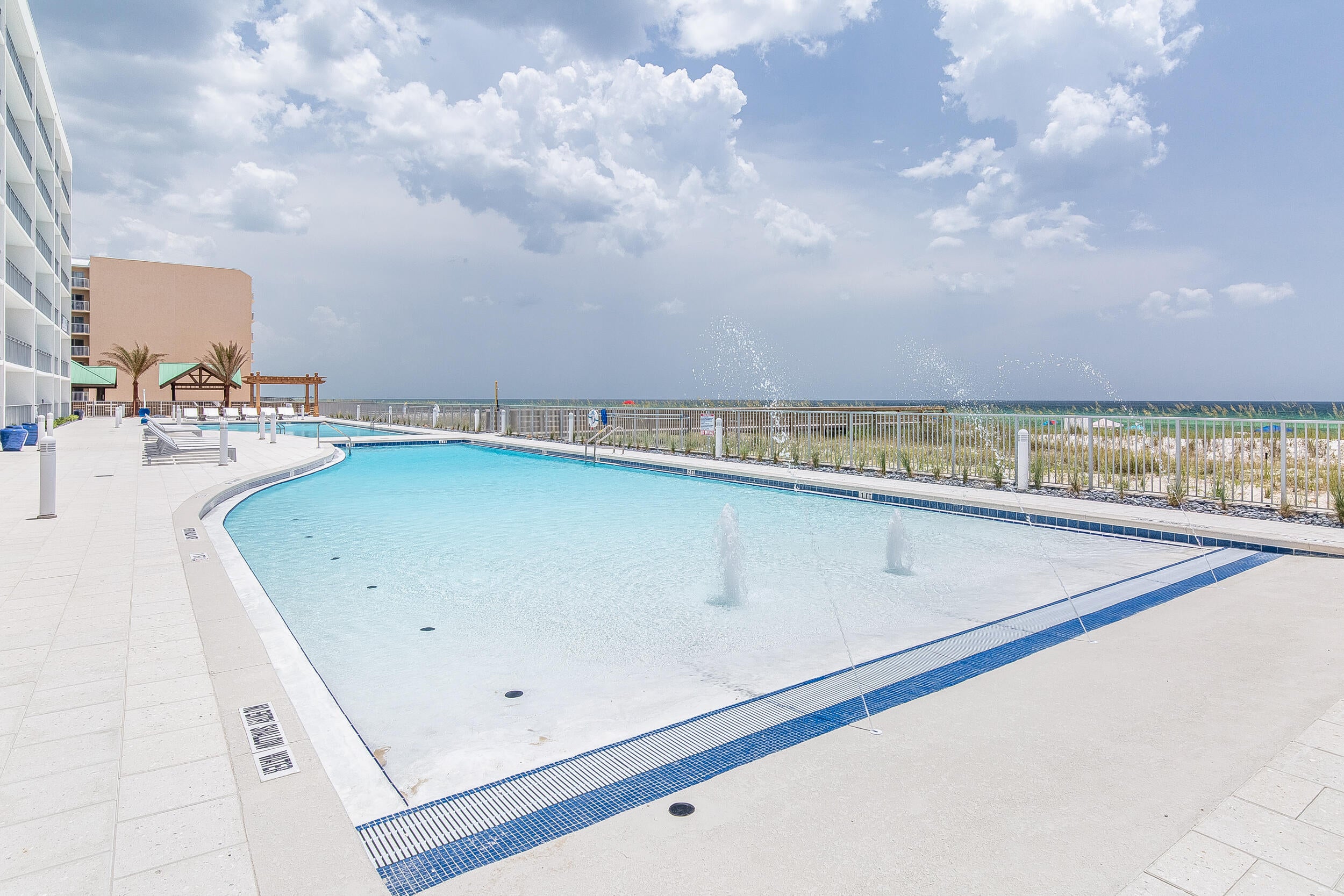 Blu Condo - Residential