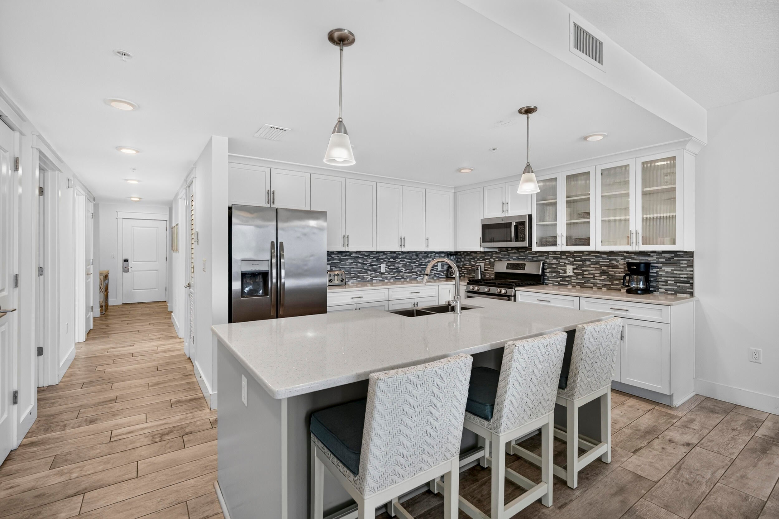 Blu Condo - Residential