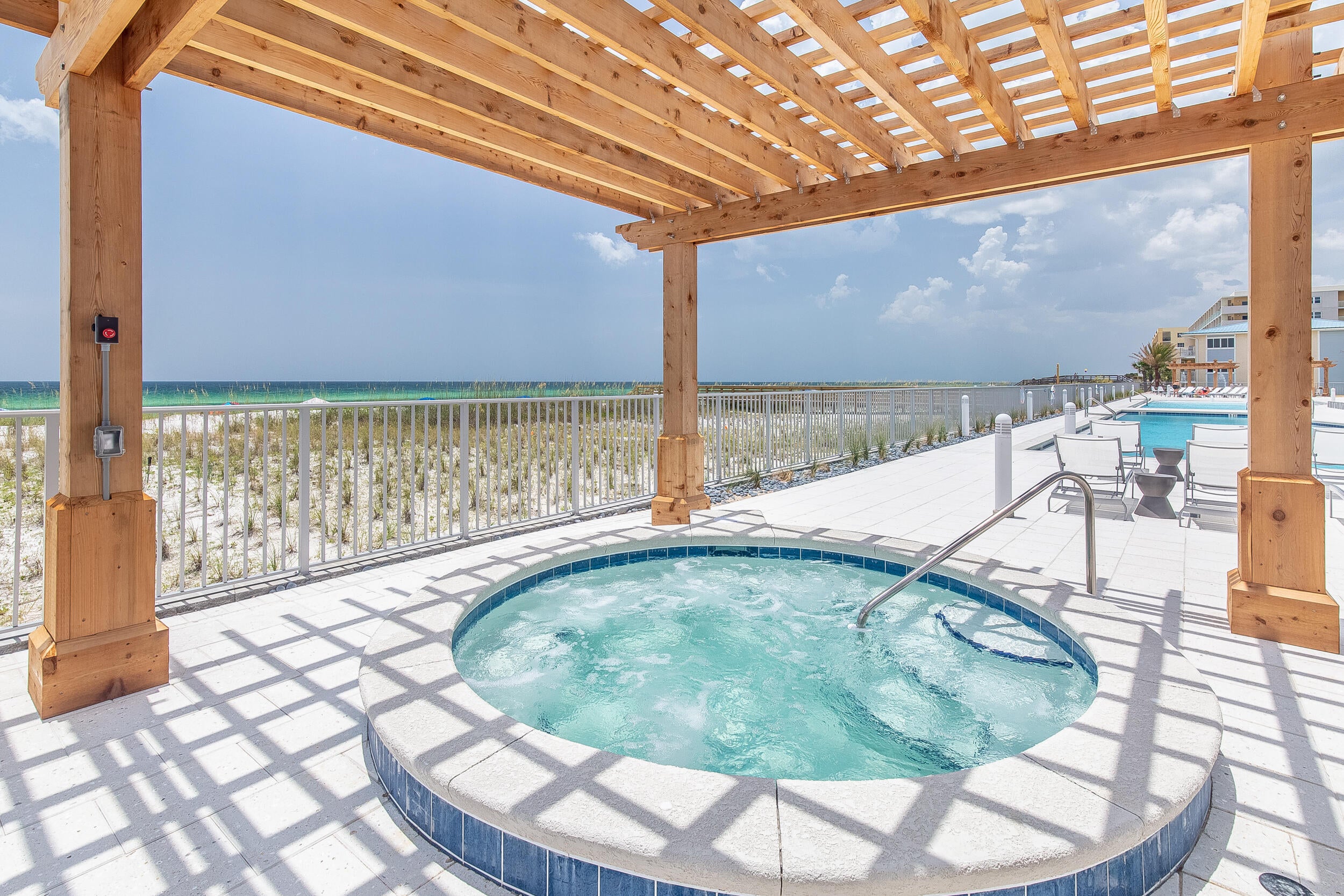 Blu Condo - Residential