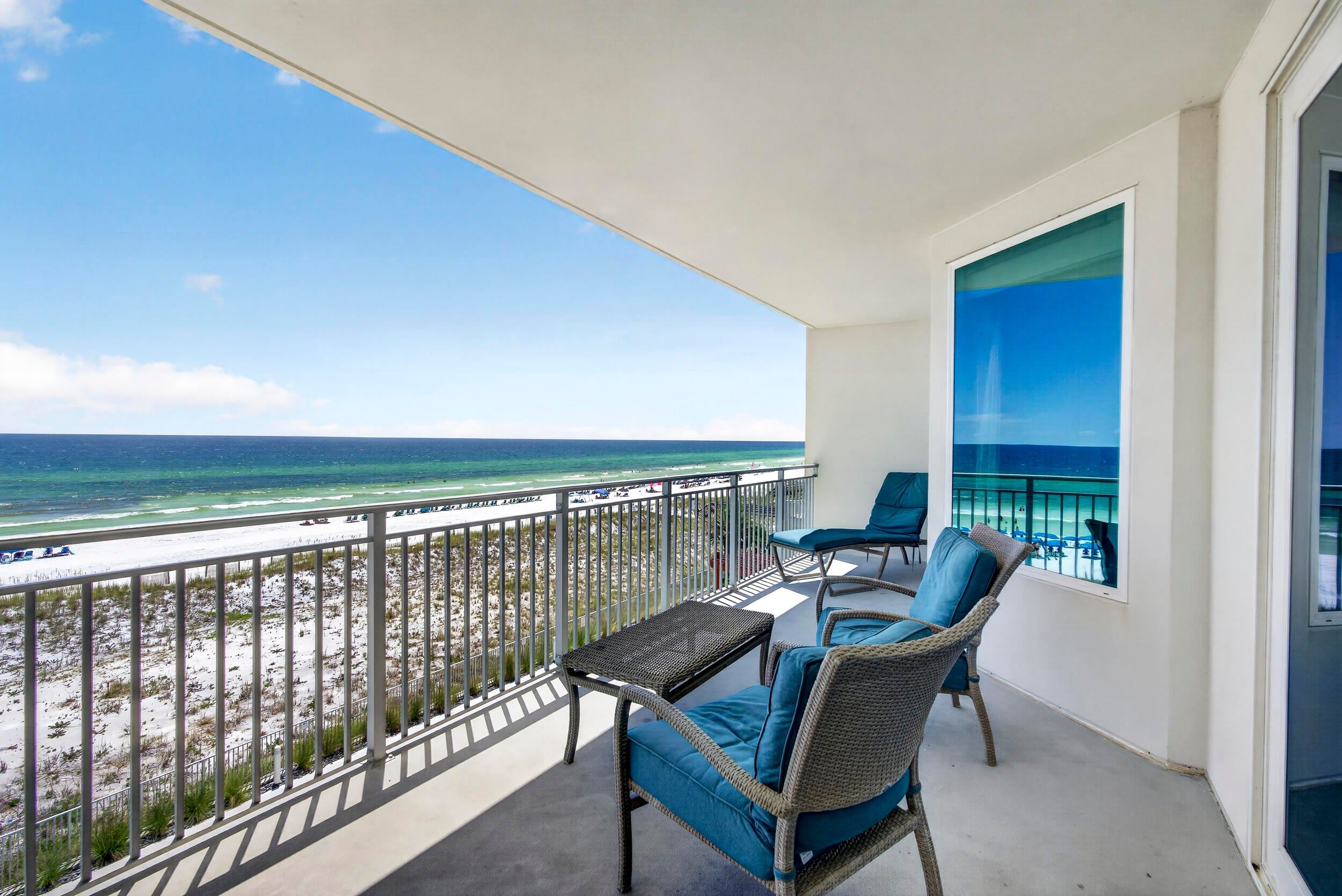 Blu Condo - Residential