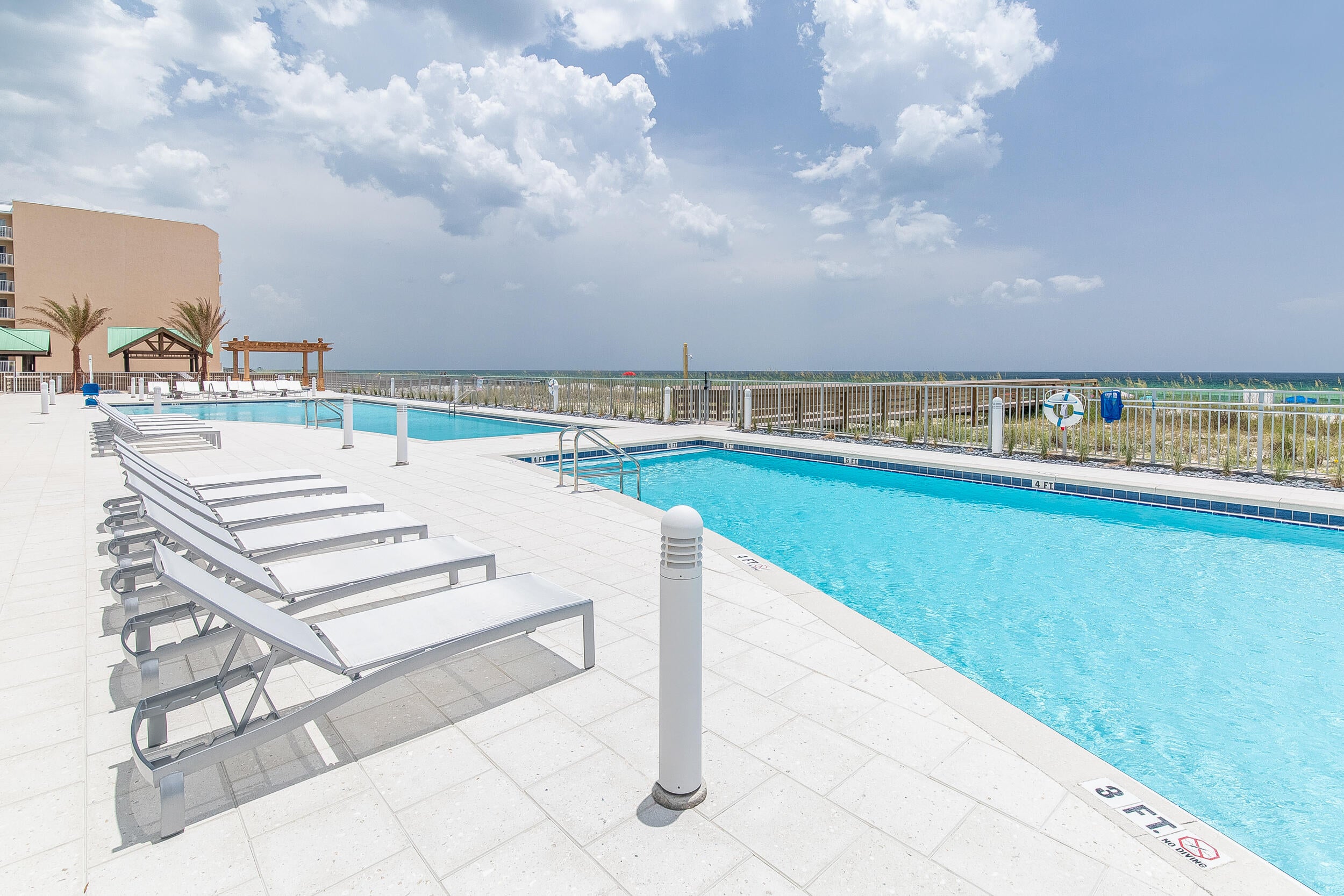 Blu Condo - Residential