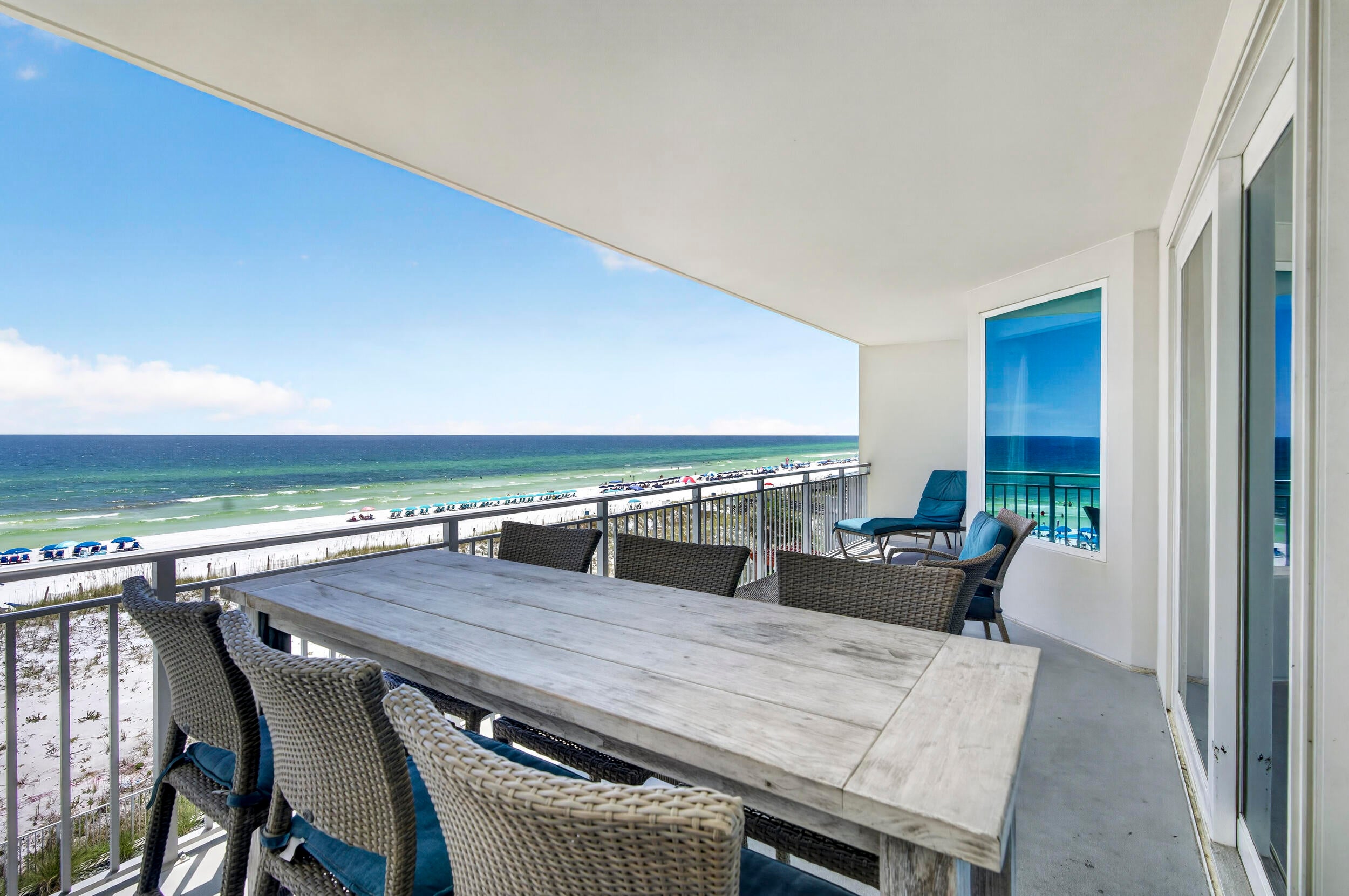 Blu Condo - Residential