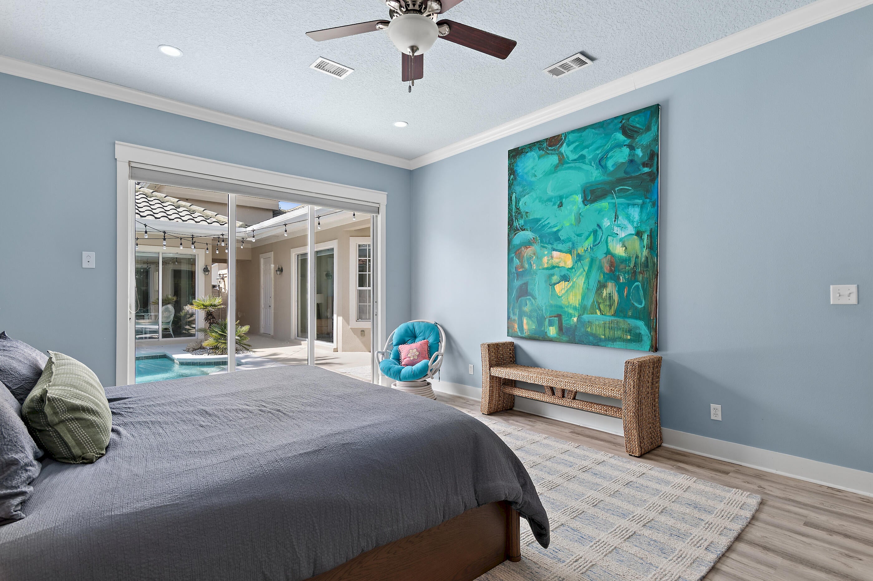 REGATTA BAY GOLF VILLAS - Residential