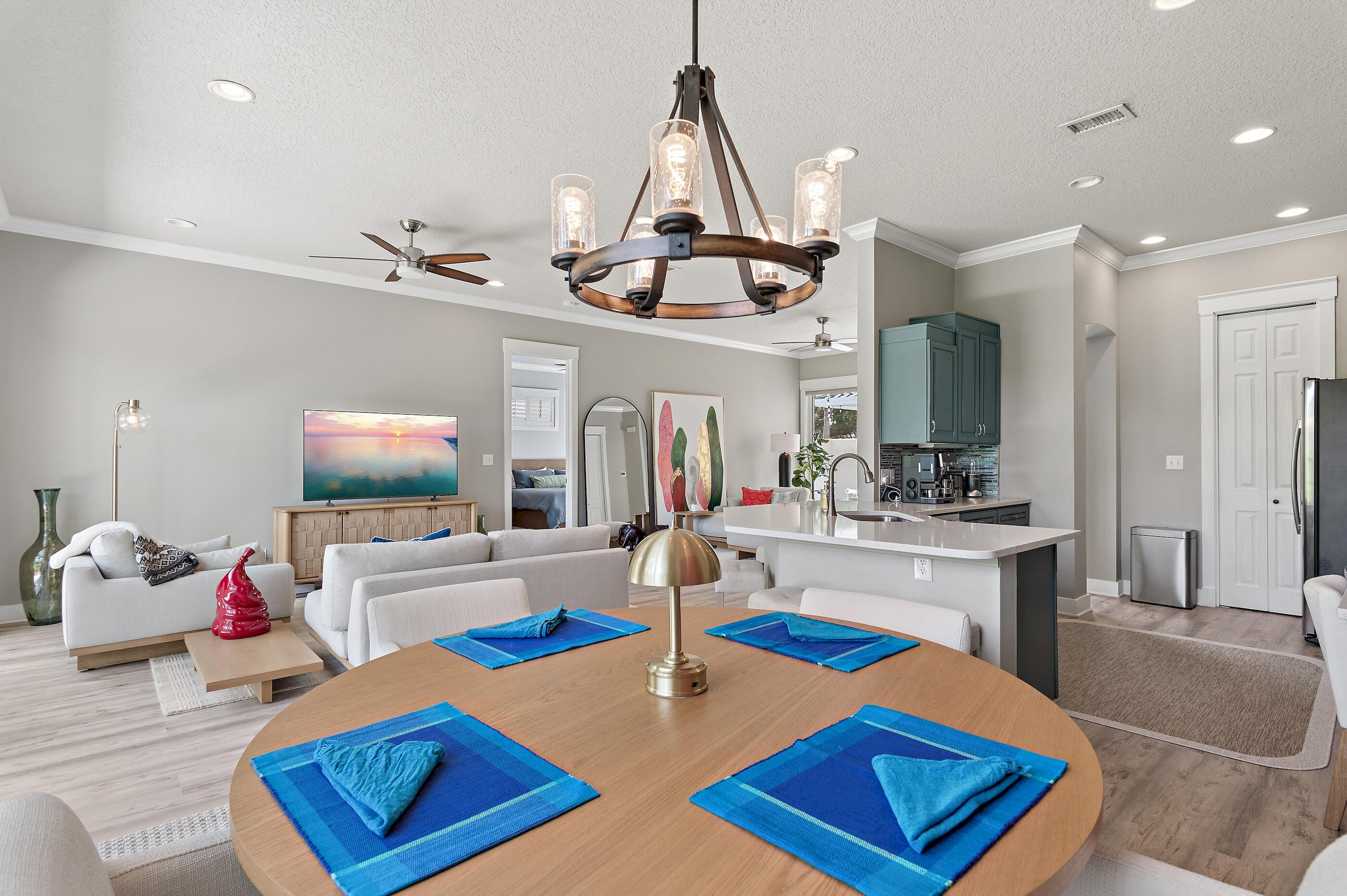 REGATTA BAY GOLF VILLAS - Residential