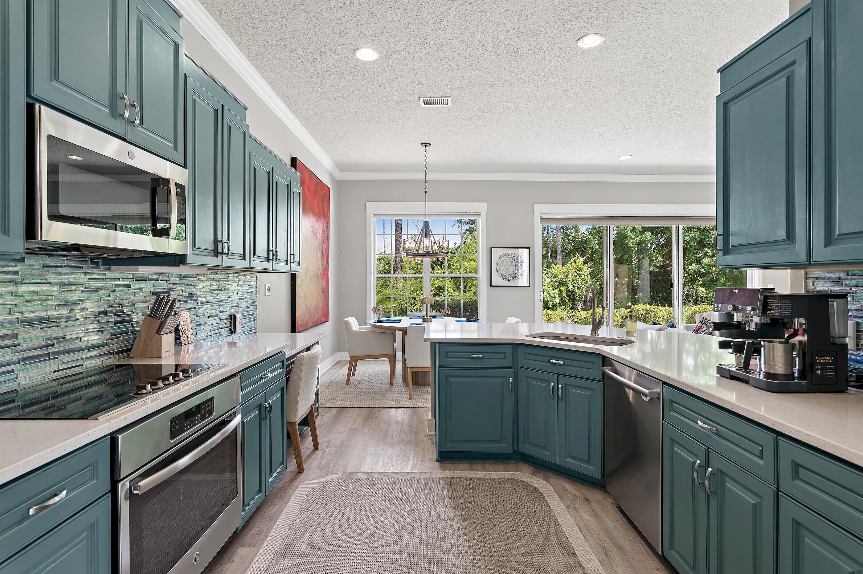 REGATTA BAY GOLF VILLAS - Residential