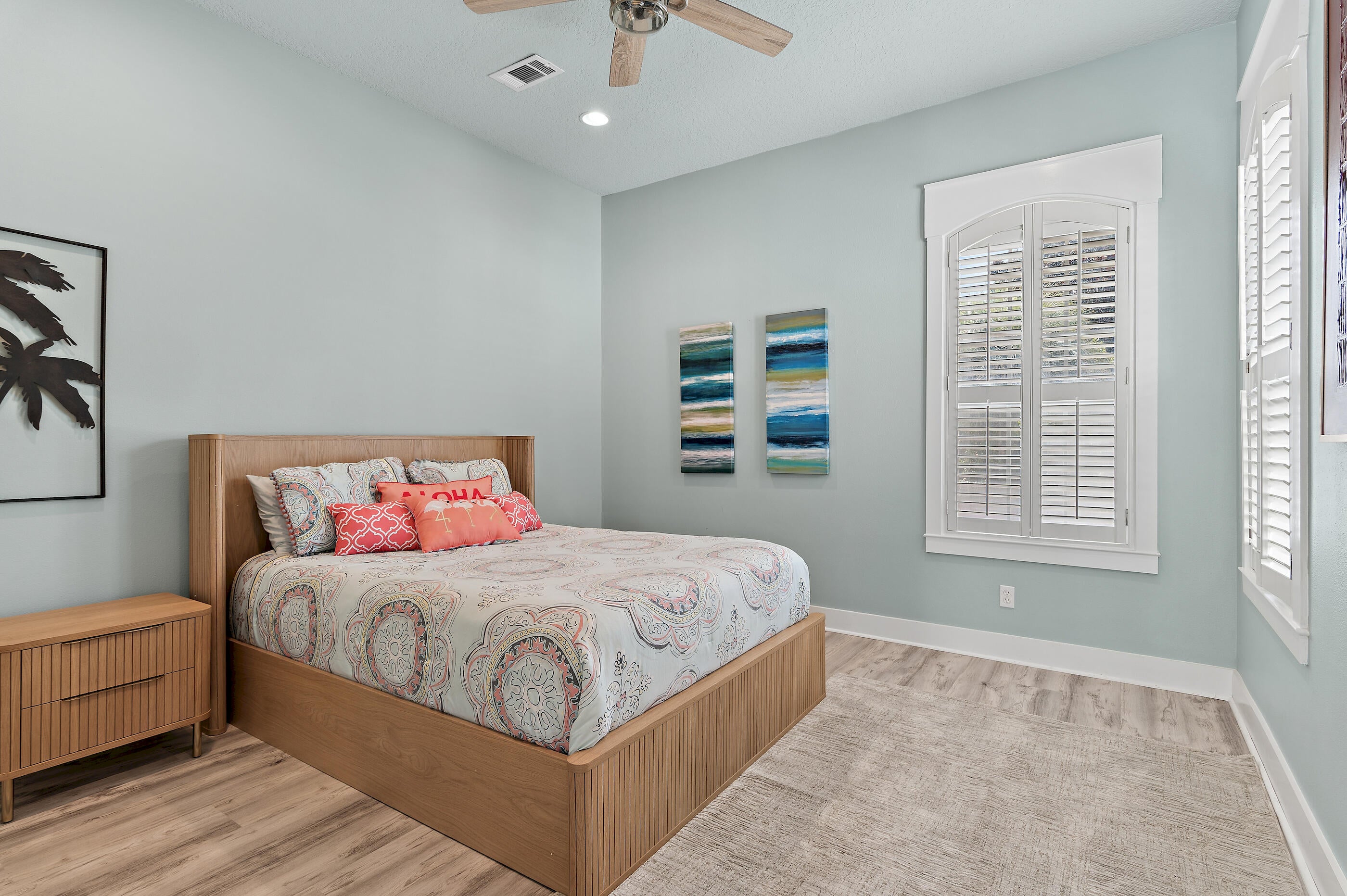 REGATTA BAY GOLF VILLAS - Residential