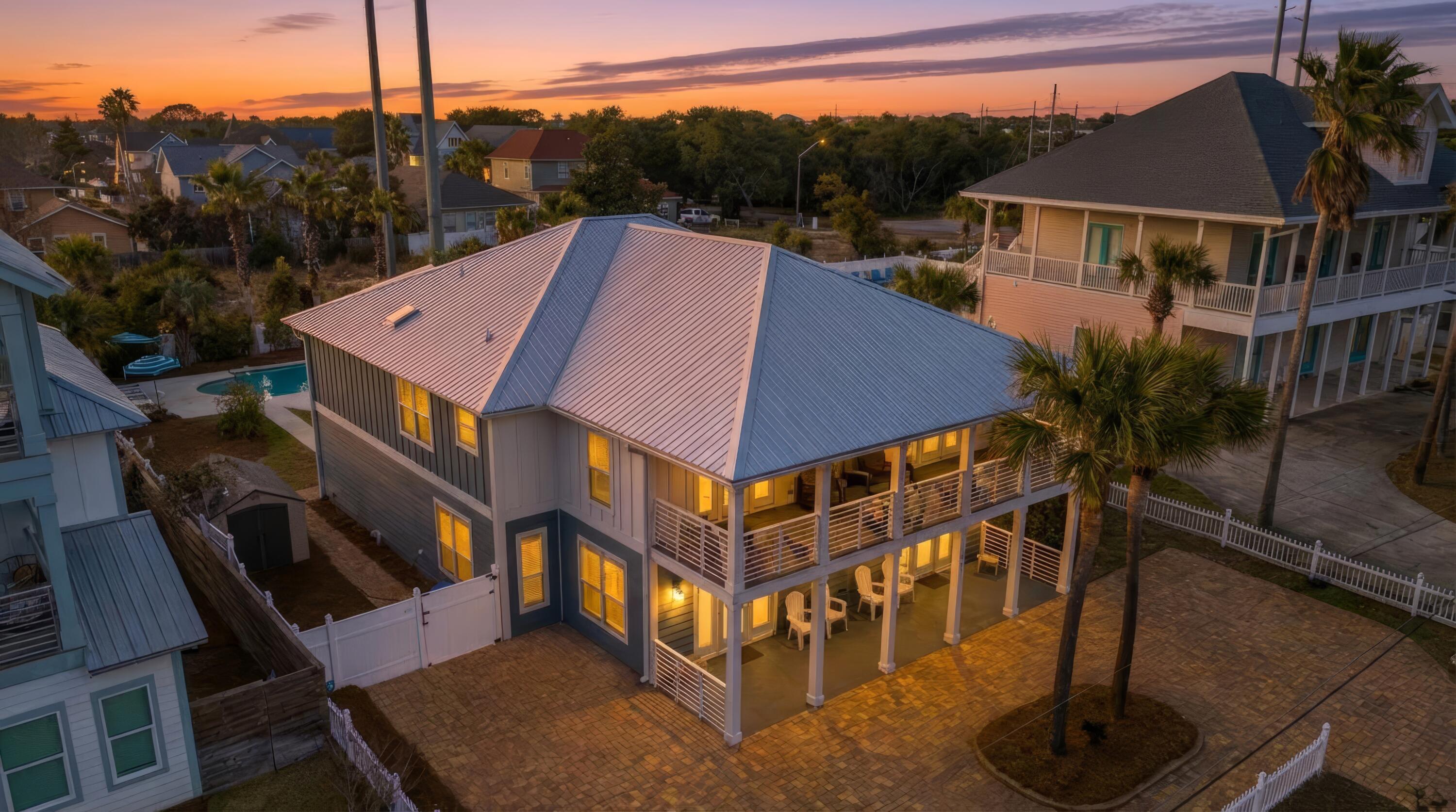 CRYSTAL BEACH - Residential